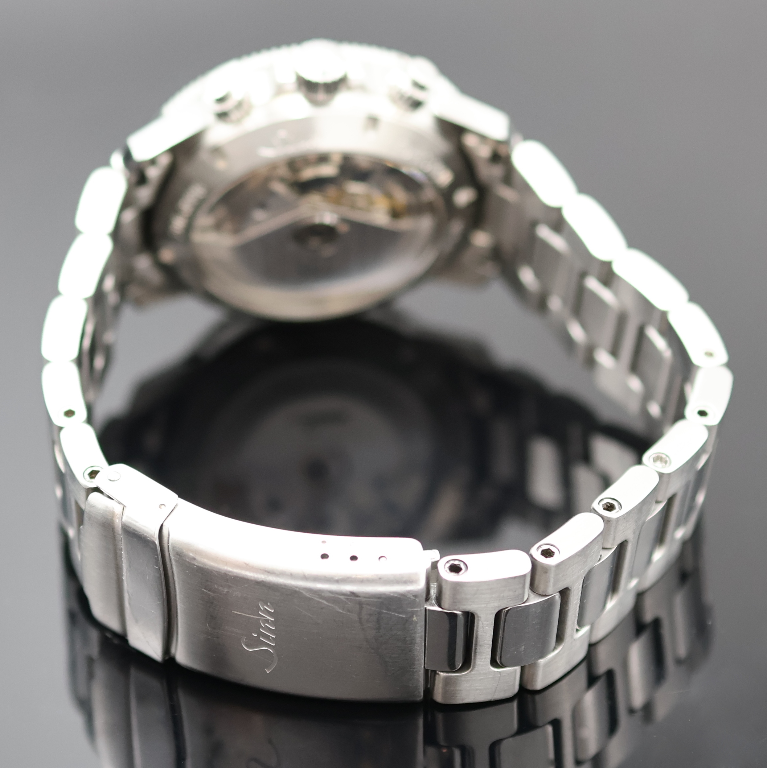 Detail b: SINN Armbandchronograph ARKTIS Referenz 206, Schweiz um 2015, Automatik, Edelstahlgeh. inkl. Gliederband m. Faltschl. u. Tauchverlängerung, beids. ...