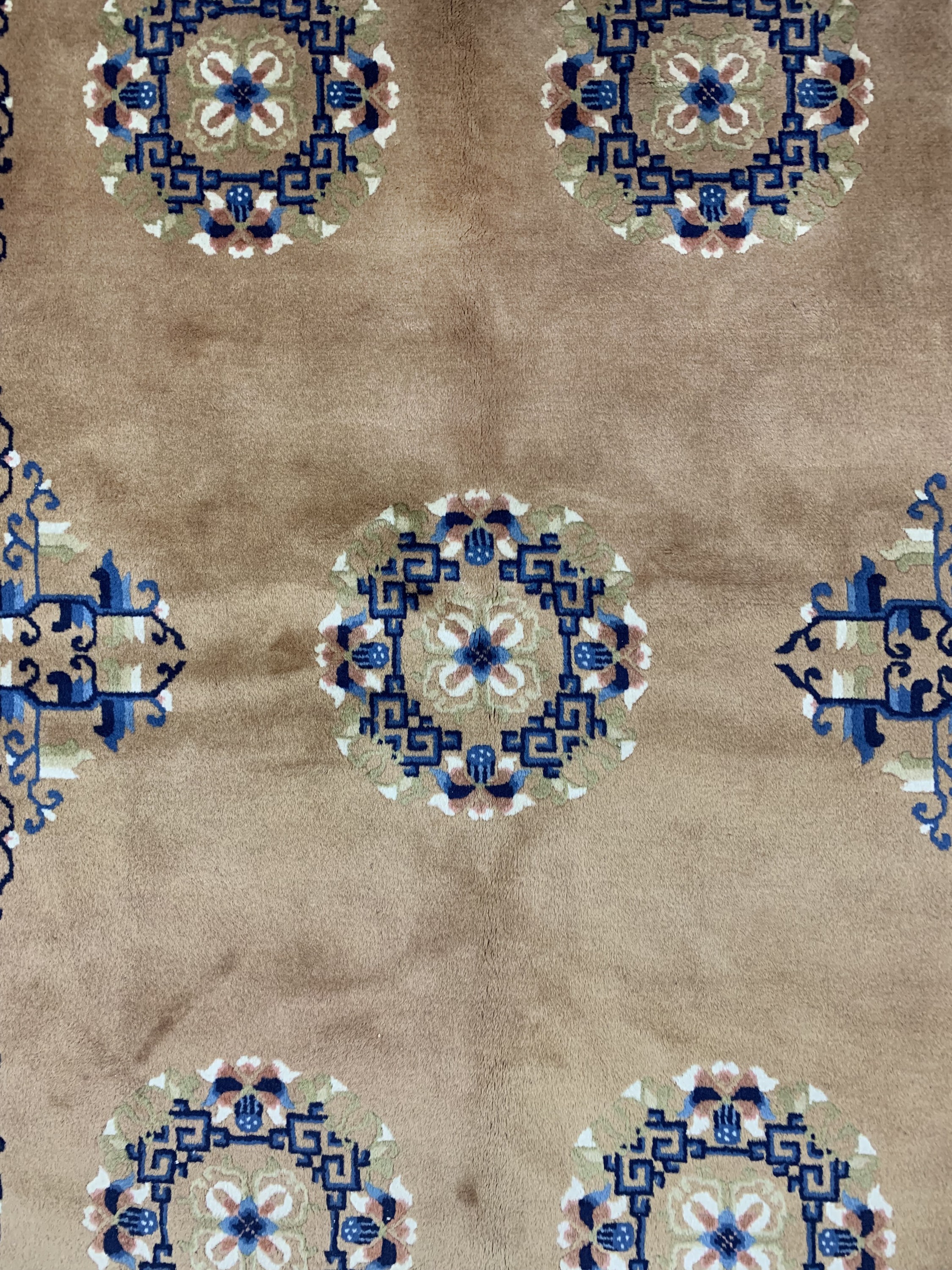 Detail c: Peking, China, Ende 20.Jhd, Wolle auf Baumwolle, ca. 245 x 155 cm, EHZ: 2