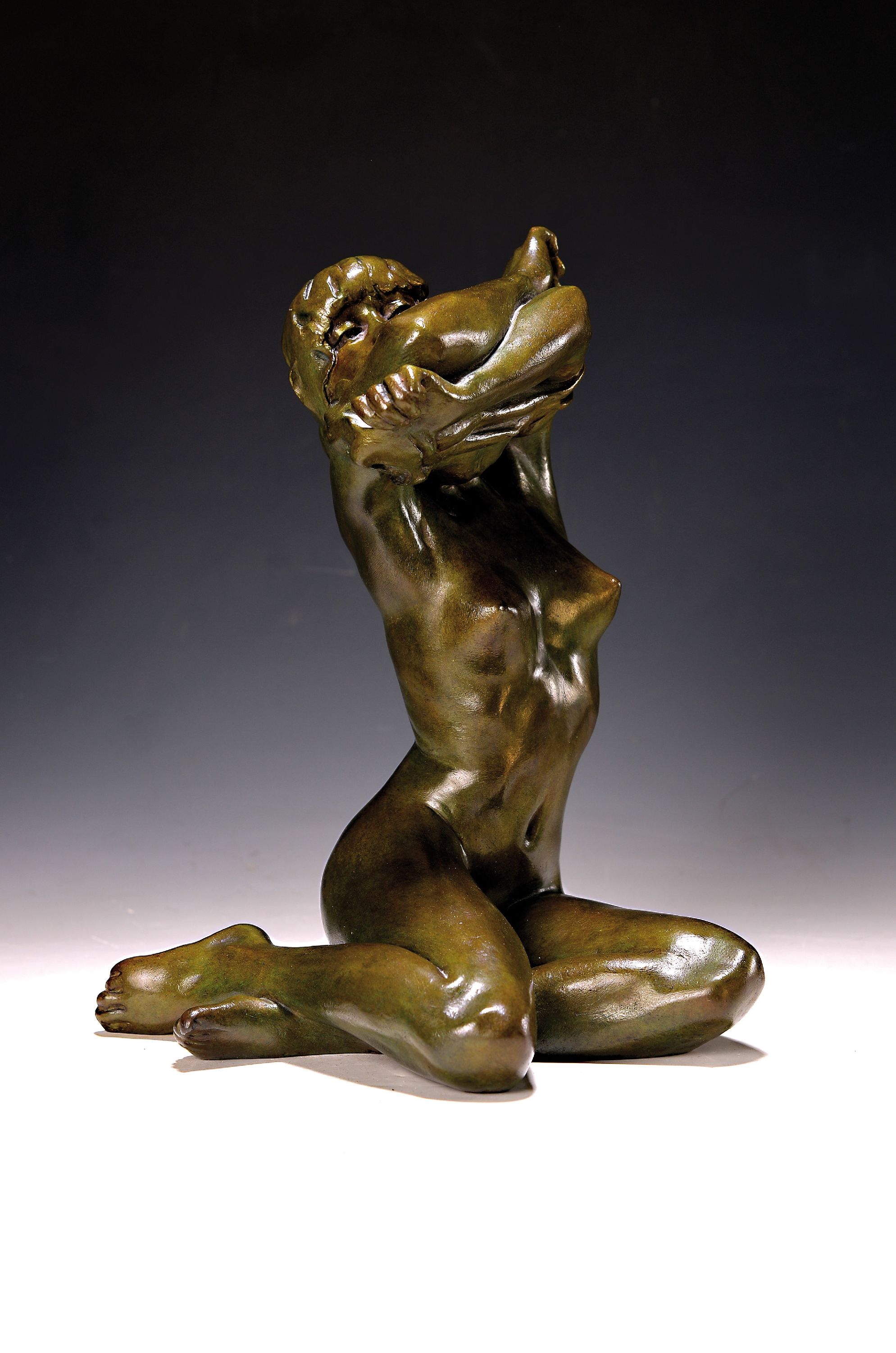 Detail k: Jacques Le Nantec, geb. 1940, Adèle, Bronzeskulptur, sign. und dat. 96, num. 41/99, H. ca. 30cm, mit Zertifikat