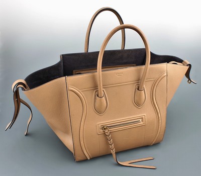 26941115a - CELINE Tasche, Luggage Phantom Medium, Leder in light taupe, 2 Tragehenkel, außen ...