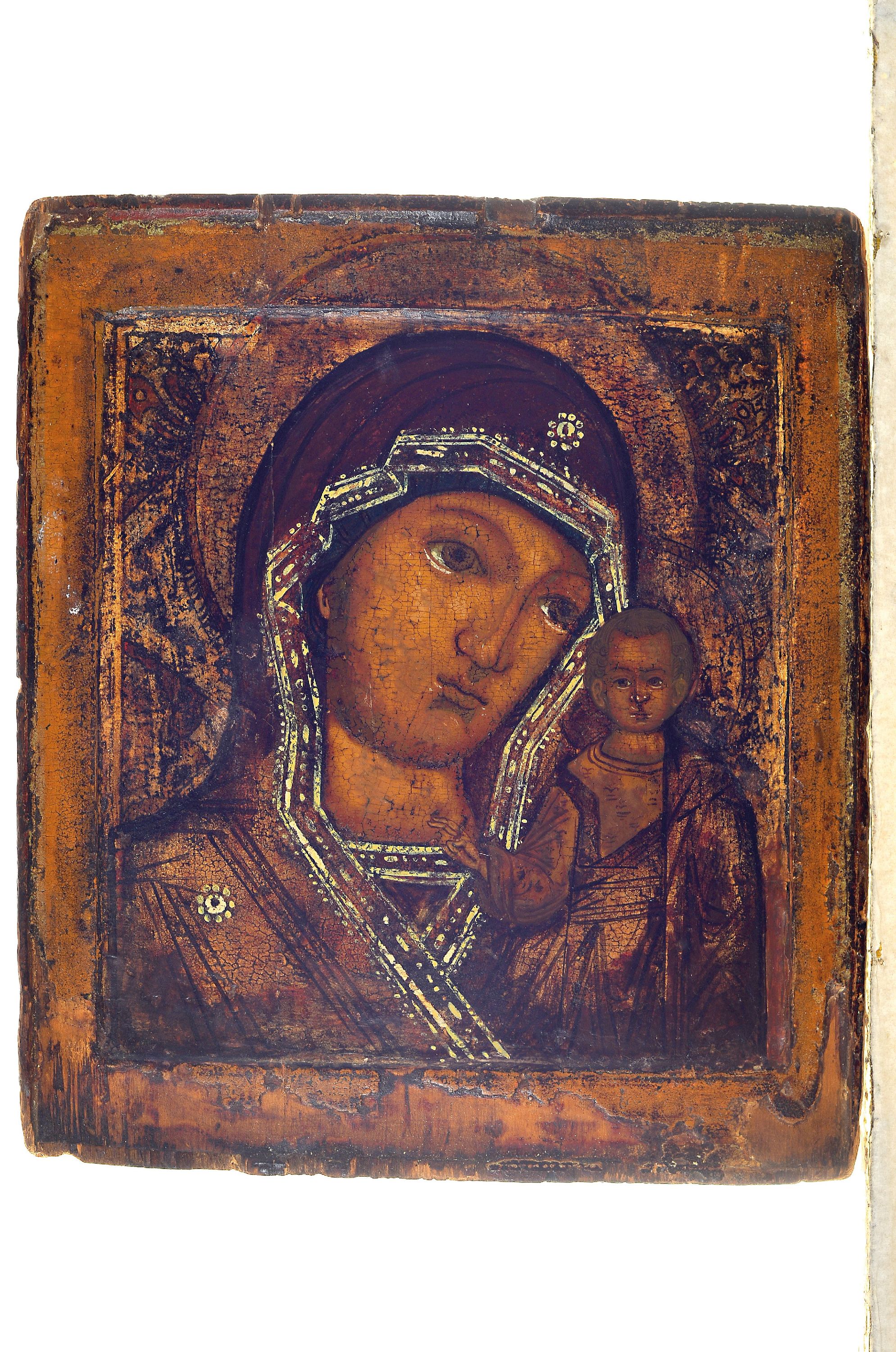 Detail k: Ikone, Russland, um 1830-40, Gottesmutter Maria mit Kind, Tempera auf Holz, vertieftes Mittelfeld, altersbedingte Farbfehlstellen, ca. 30x26cm