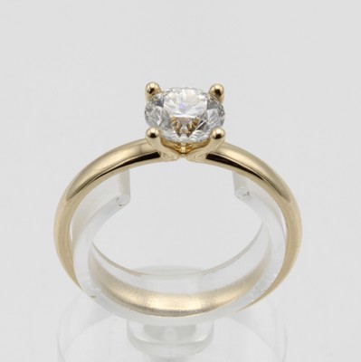 26941259a - Ring mit Brillantsolitär, GG 585/000, Brill. ca. 1.00 ct Weiß/p1, RW ca. 55, mit DGM- ...