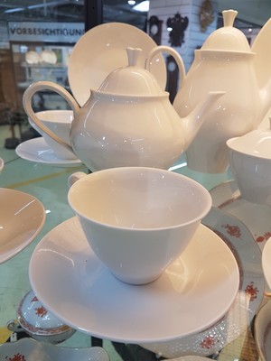 26941741b - Kaffee-/Teeservice, Meissen, 60/70er Jahre, weiß, Kaffeekanne, Teekanne, sechs ...