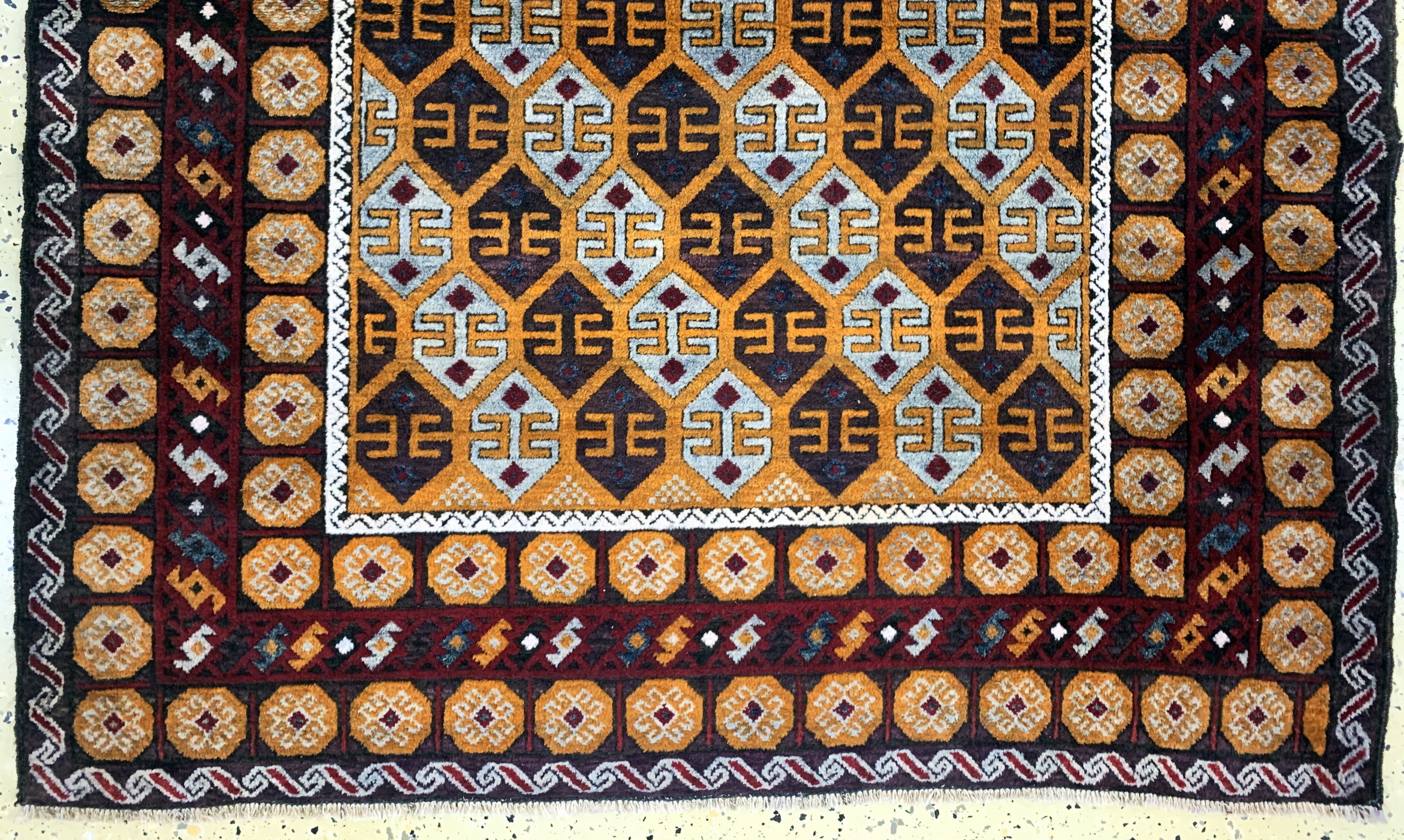 Detail c: Belutsch, Afghanistan, Anfang 20.Jhd, Wolleauf Baumwolle, ca. 200 x 117 cm, EHZ: 2