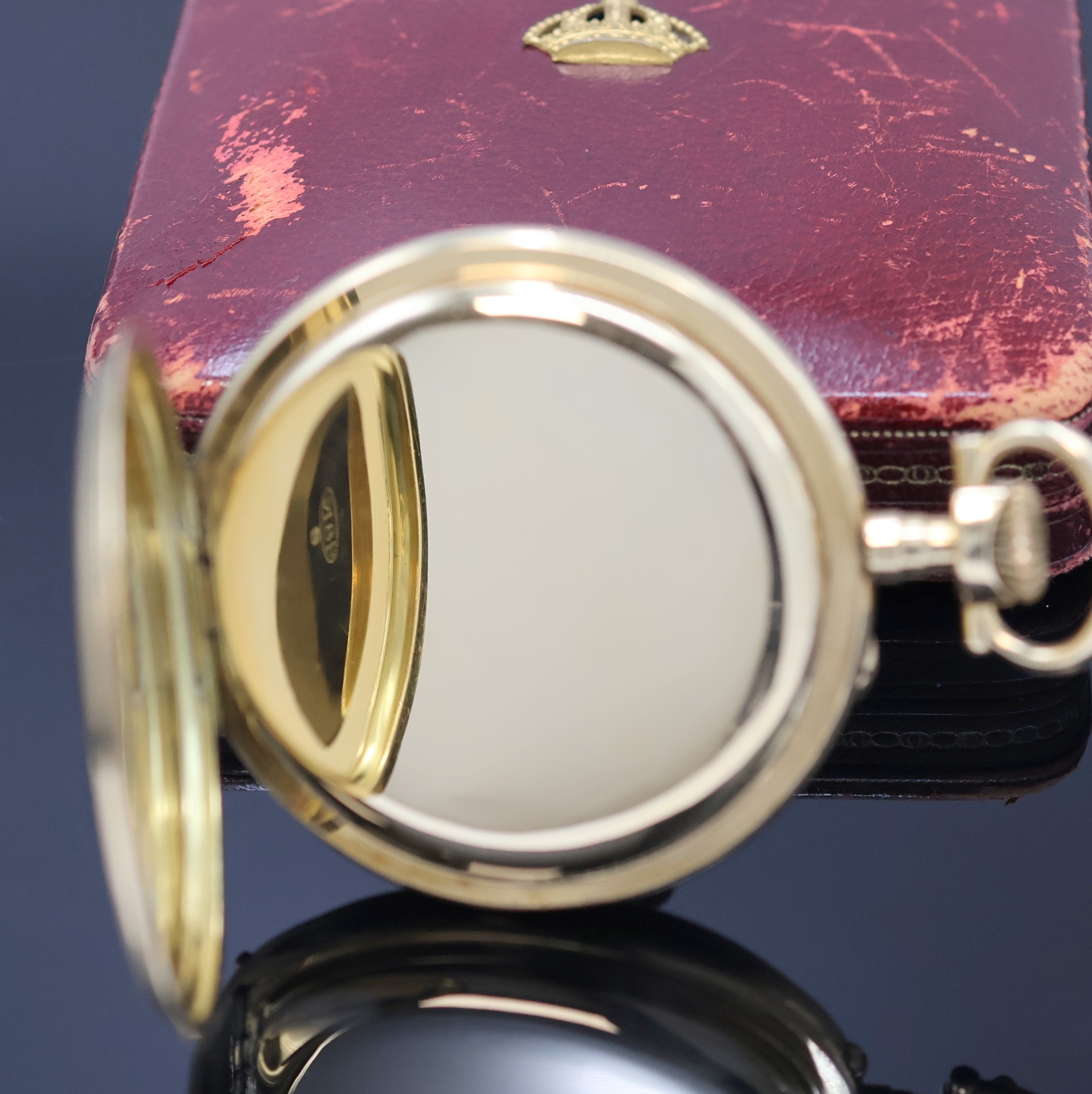 Detail b: JULES C. BREITMEYER / G. W. Lindenroth offene Herrentaschenuhr in GG 750/000, Schweiz/Schweden um 1900, Geh. dell., Rückdeckel m. Email-Monogramm, ...
