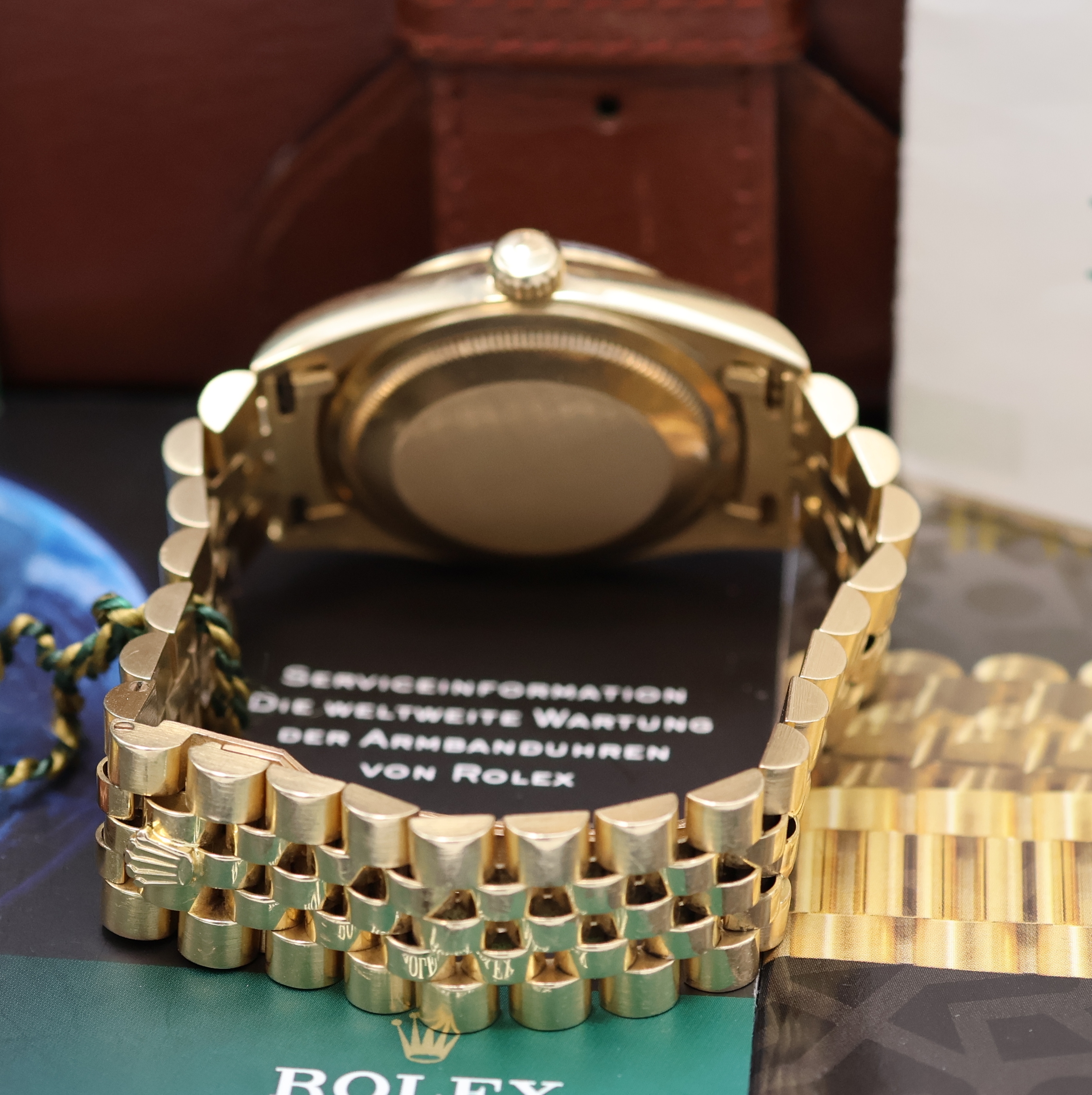 Detail b: ROLEX Herrenarmbanduhr Oyster Perpetual Datejust Referenz 16238, Automatik, LC 100, Chronometer der Superlative in GG 750/000 inkl. Jubileeband m. ...