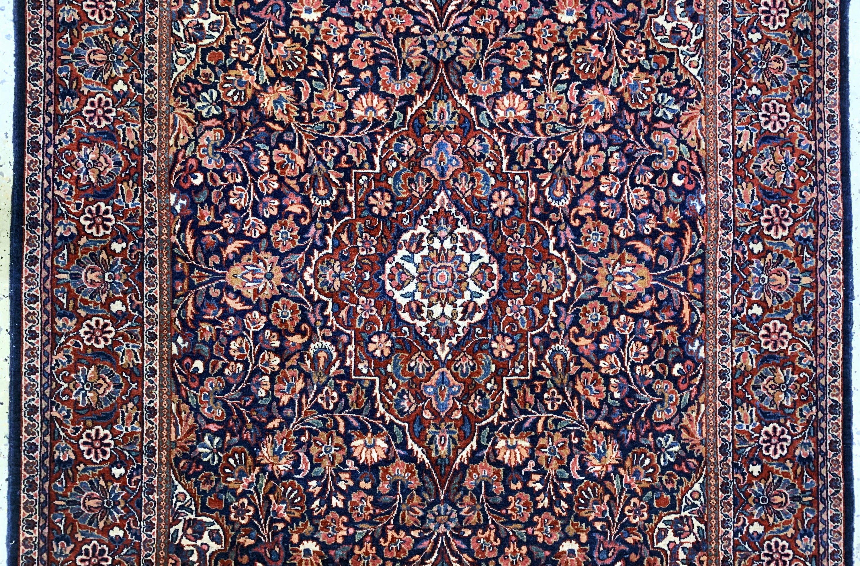 Detail b: Keschan alt, Persien, Anfang 20.Jhd, Wolle auf Baumwolle, ca. 210 x 140 cm, EHZ: 2-3