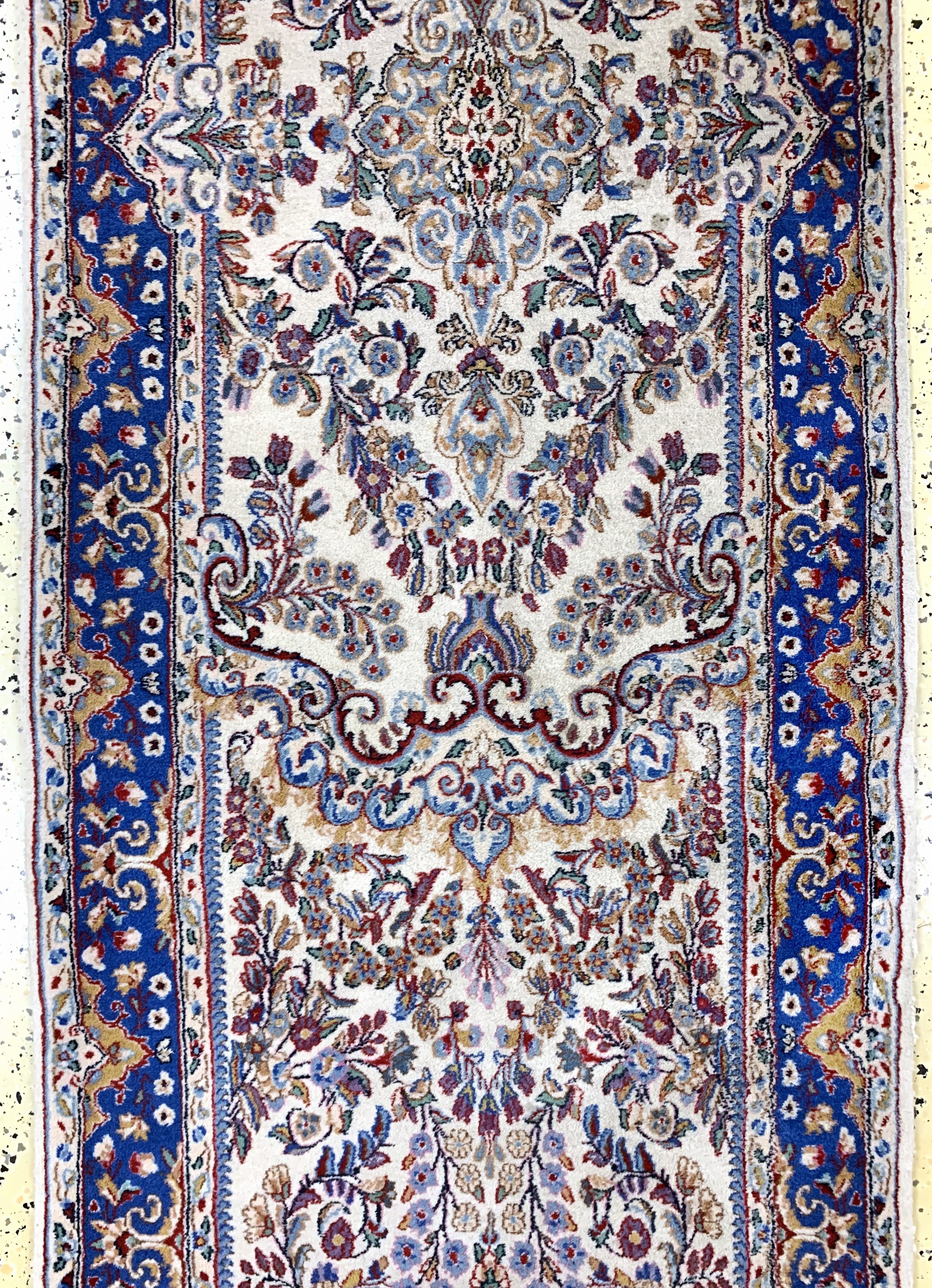 Detail c: Kerman Lawar, Persien, Mitte 20.Jhd, Wolle auf Baumwolle, ca. 380 x 85 cm, EHZ: 2