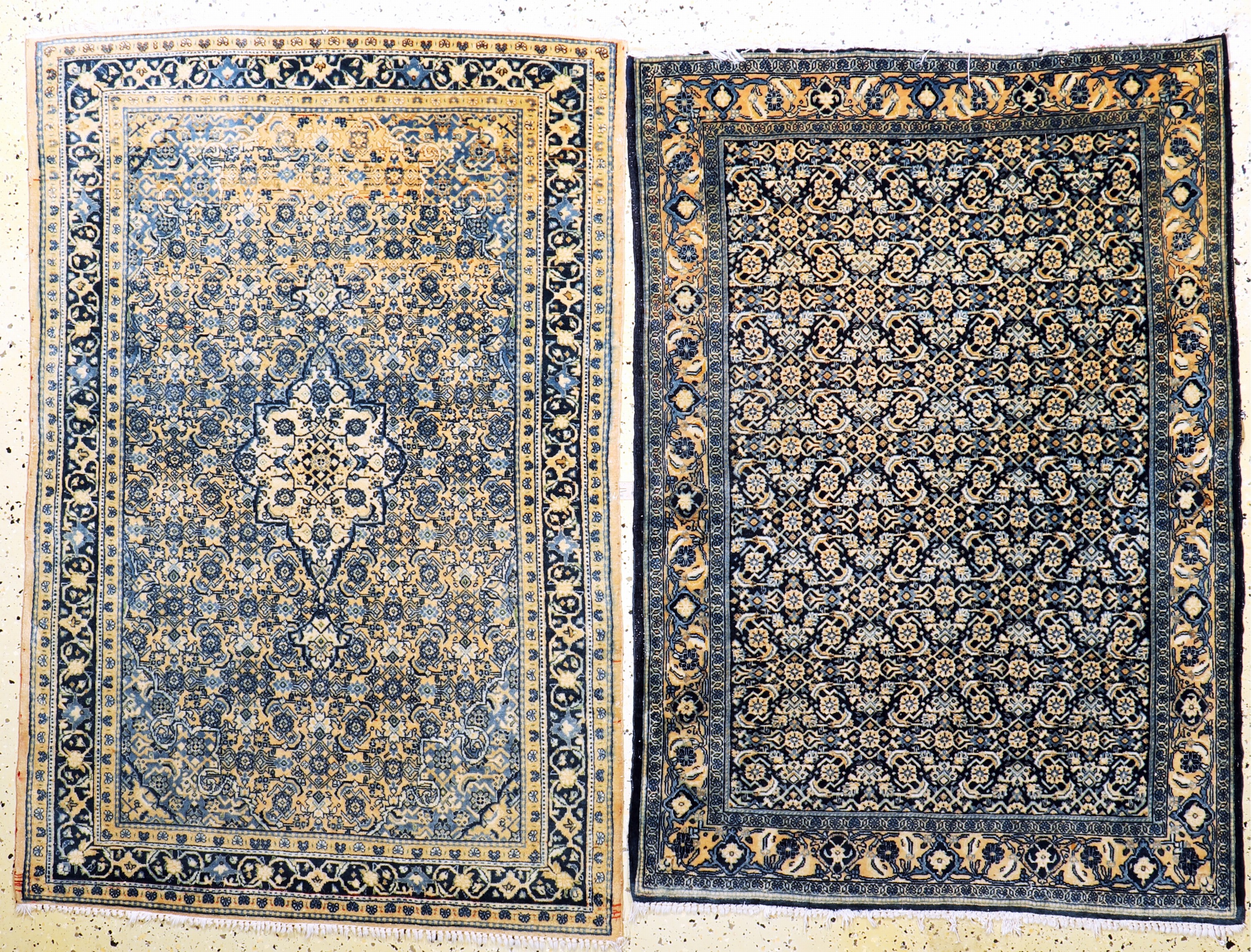 2 Lots Täbriz fein, Persien, Mitte 20.Jhd, Korkwolle auf Baumwolle, ca. 150 x 100 cm, verblasst, EHZ: 3