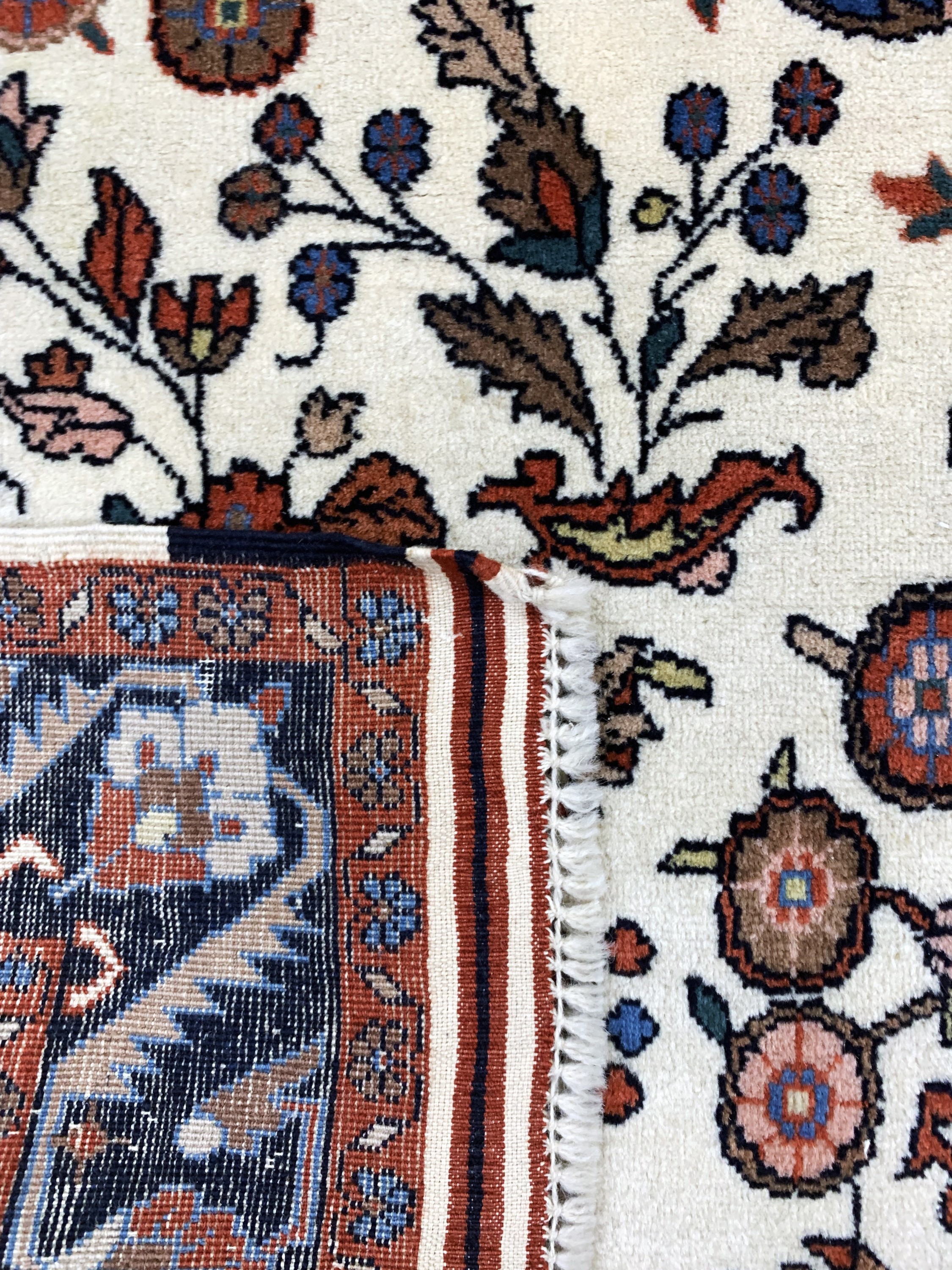 Detail e: Ghochan, Persien, Mitte 20.Jhd, Wolle auf Wolle, ca. 173 x 130 cm, EHZ: 2(fleckig).