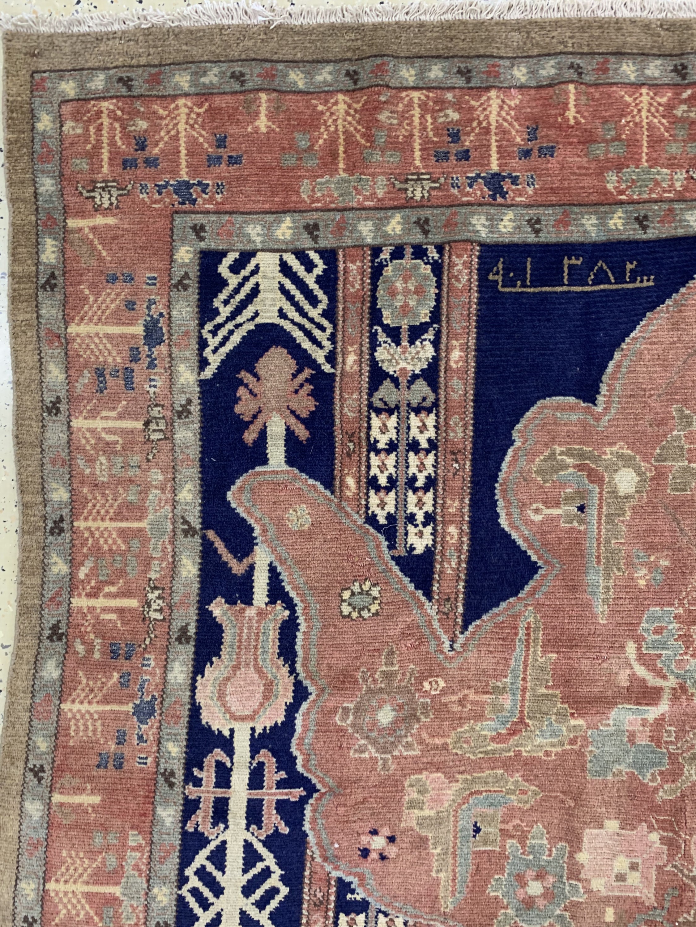 Detail d: Malayer, Persien, datiert 1382(1961), Wolle auf Baumwolle, ca. 255 x 180 cm, Mottenfraß, EHZ: 2