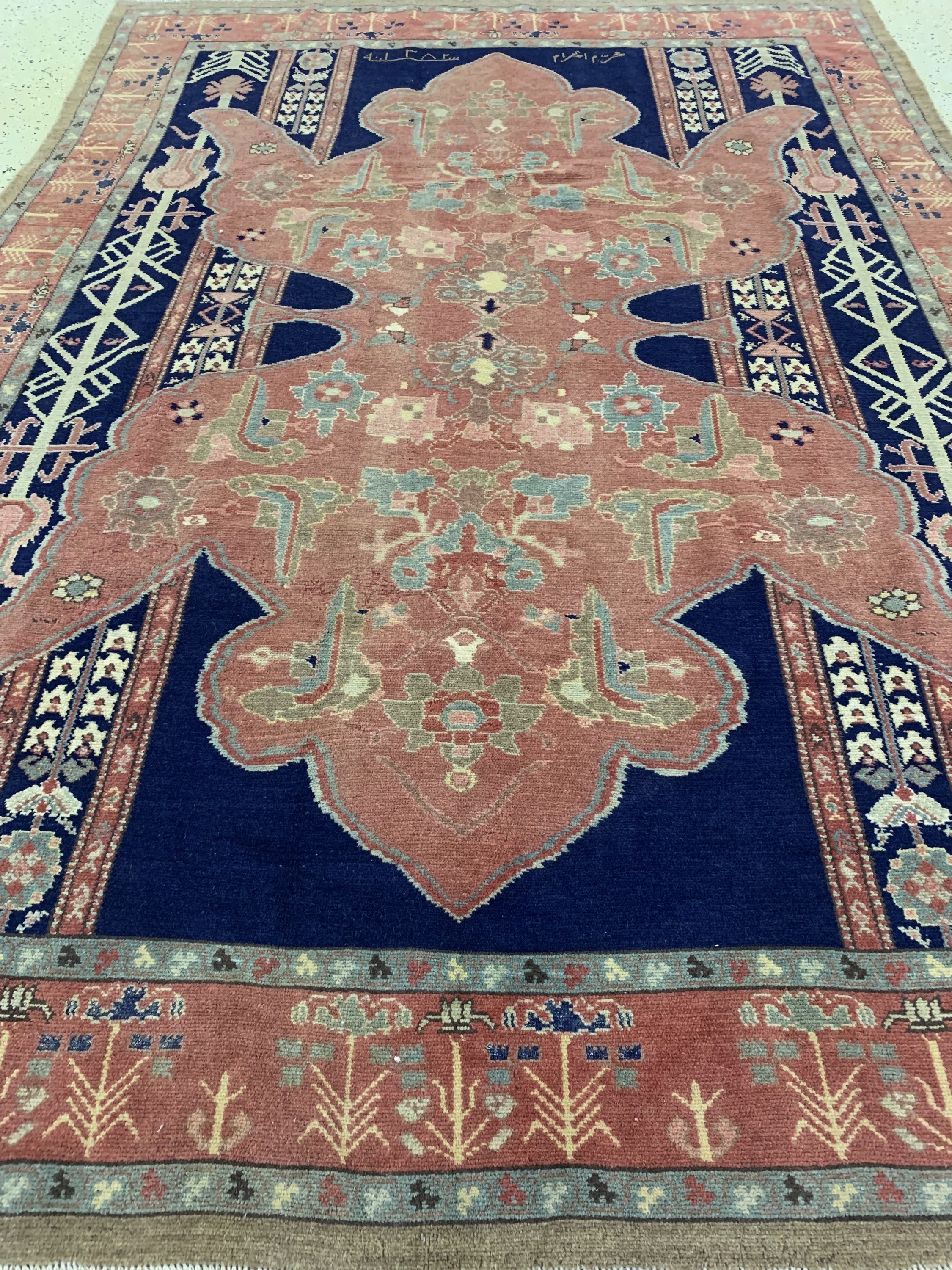 Detail f: Malayer, Persien, datiert 1382(1961), Wolle auf Baumwolle, ca. 255 x 180 cm, Mottenfraß, EHZ: 2