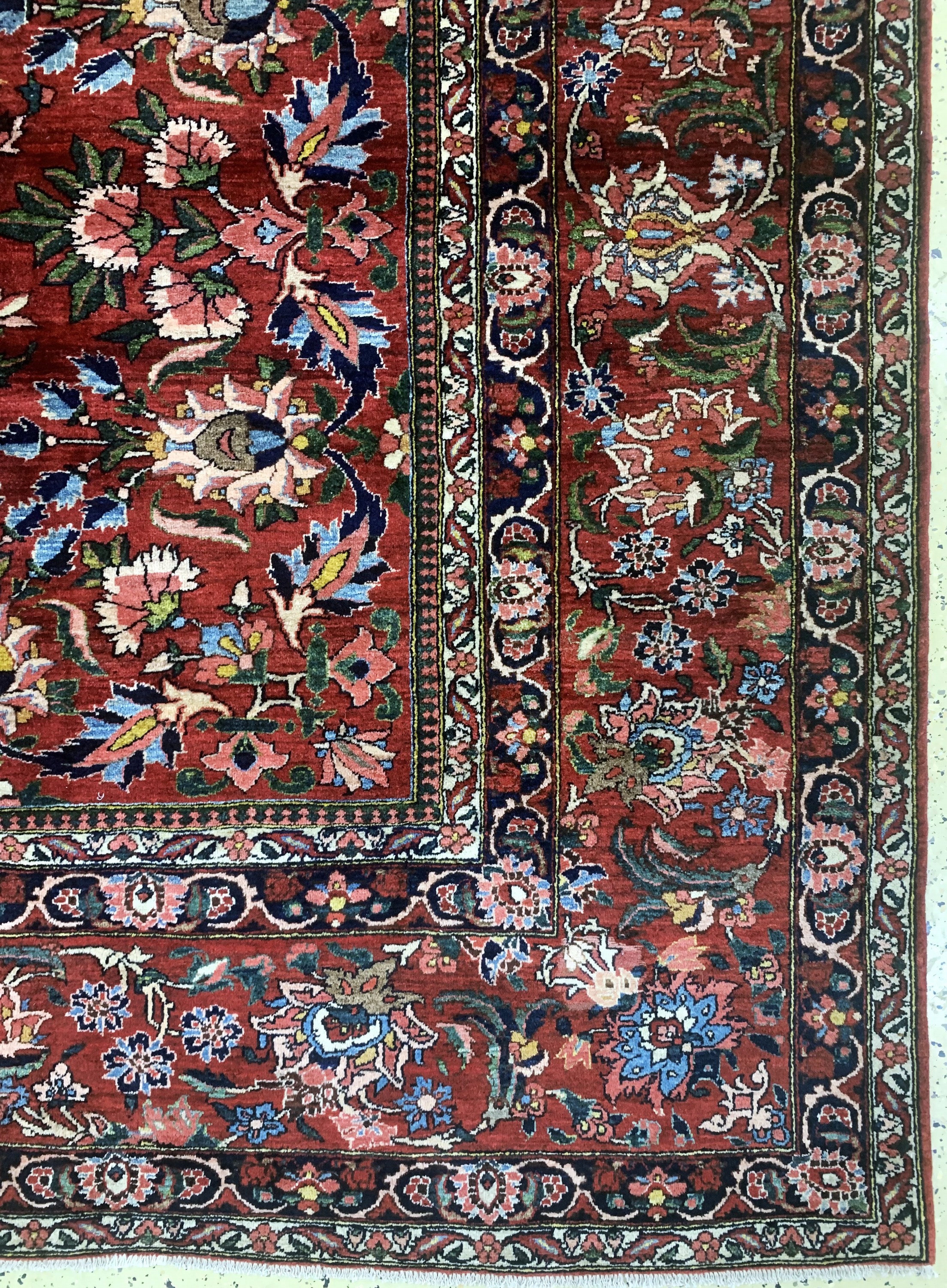 Detail a: Bachtiar alt Persien, signiert"Gholi Khane Bachtiari" datiert 1340(1961), Wolle auf Baumwolle, ca. 435 x 310 cm, EHZ: 1-2, (fachkundig ...