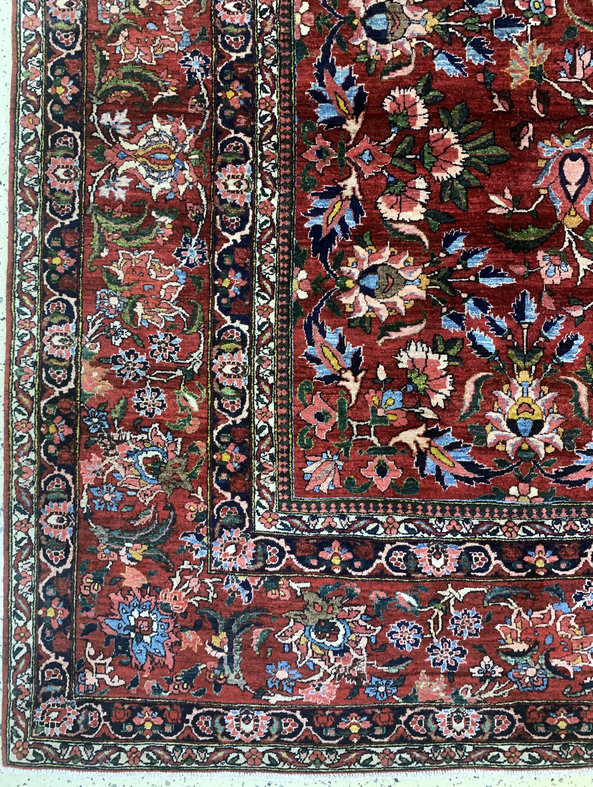 Detail b: Bachtiar alt Persien, signiert"Gholi Khane Bachtiari" datiert 1340(1961), Wolle auf Baumwolle, ca. 435 x 310 cm, EHZ: 1-2, (fachkundig ...