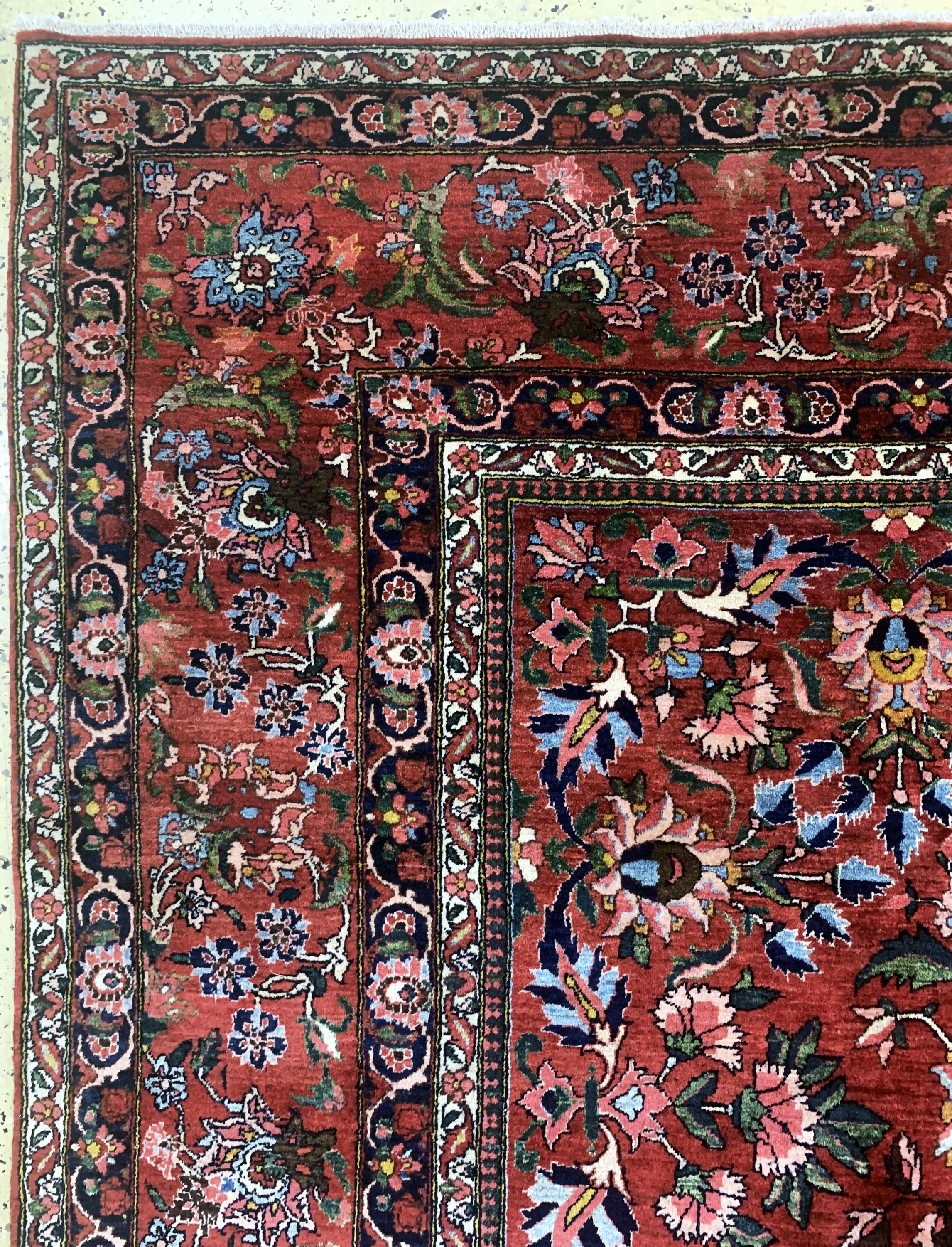 Detail e: Bachtiar alt Persien, signiert"Gholi Khane Bachtiari" datiert 1340(1961), Wolle auf Baumwolle, ca. 435 x 310 cm, EHZ: 1-2, (fachkundig ...