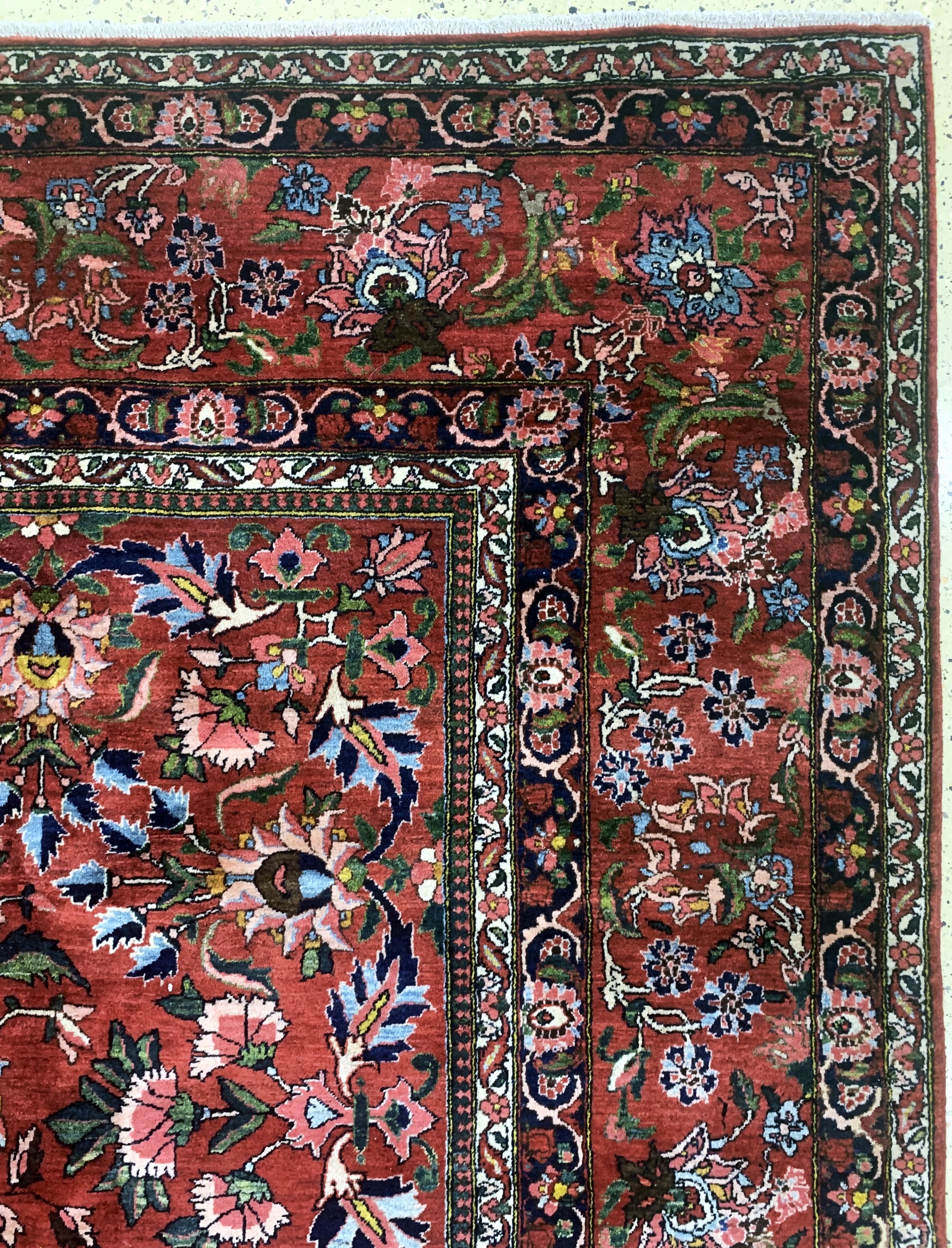 Detail g: Bachtiar alt Persien, signiert"Gholi Khane Bachtiari" datiert 1340(1961), Wolle auf Baumwolle, ca. 435 x 310 cm, EHZ: 1-2, (fachkundig ...
