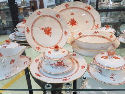 26943369a - Speiseservice, Herend, Apponyi, 20. Jh., 8 Menueteller, 8 Suppentassen mit Deckeln und ...