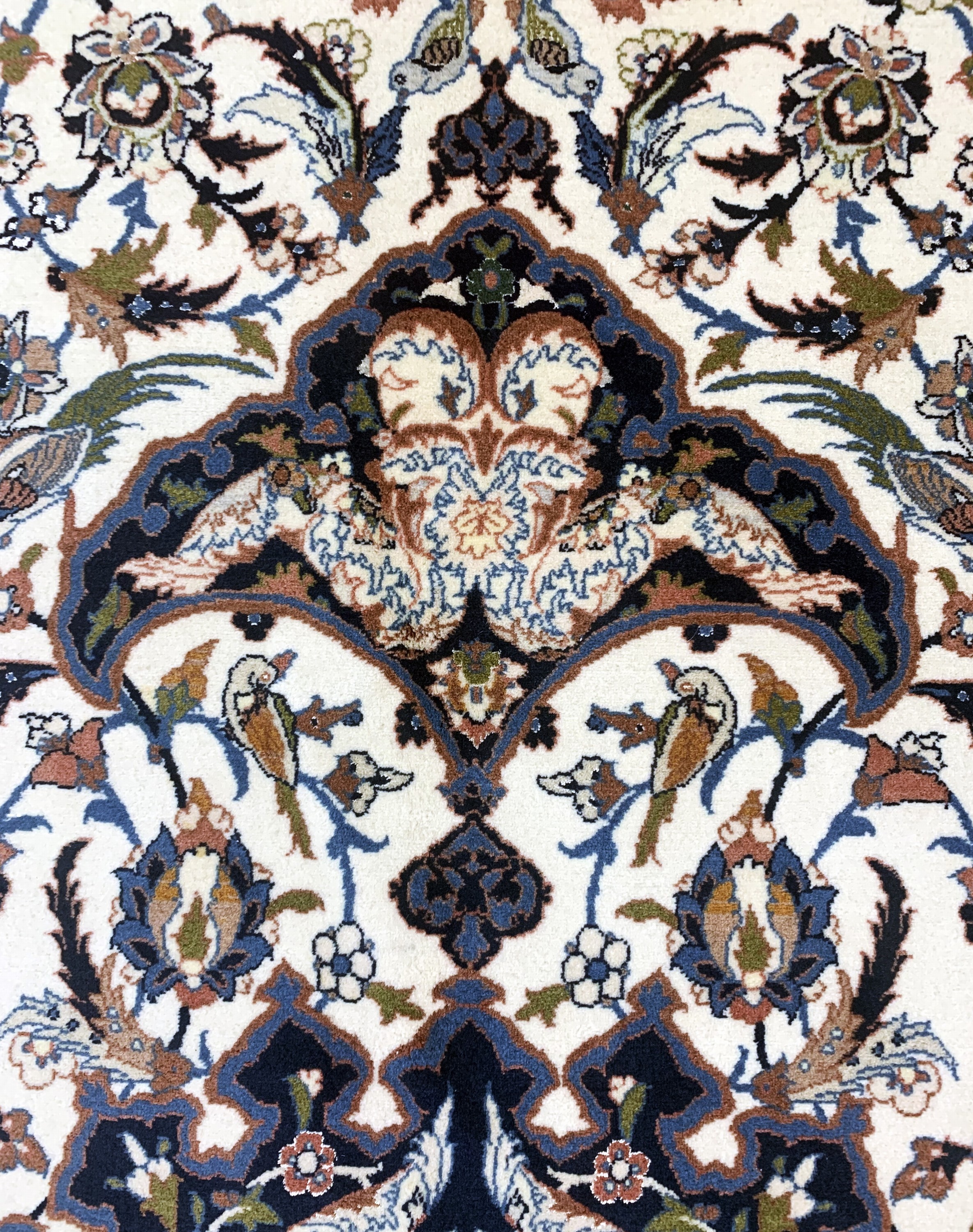 Detail f: Esfahan fein, Persien, Anfang 20.Jhd, Korkwolle mit und auf Seide, ca. 243 x 155 cm,ca. 1,0 Mio. Kn/qm, EHZ: 1-2.