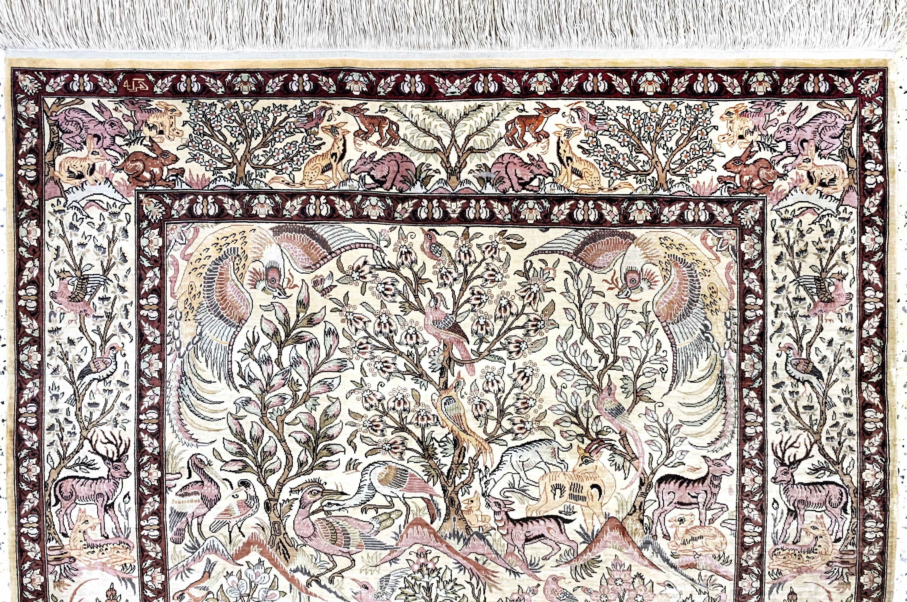 Detail a: Hereke Seide fein signiert, Türkei, Mitte 20.Jhd, reine Naturseide, ca. 140 x 102 cm, ca. 1,0 Mio. Kn/qm, EHZ: 1-2