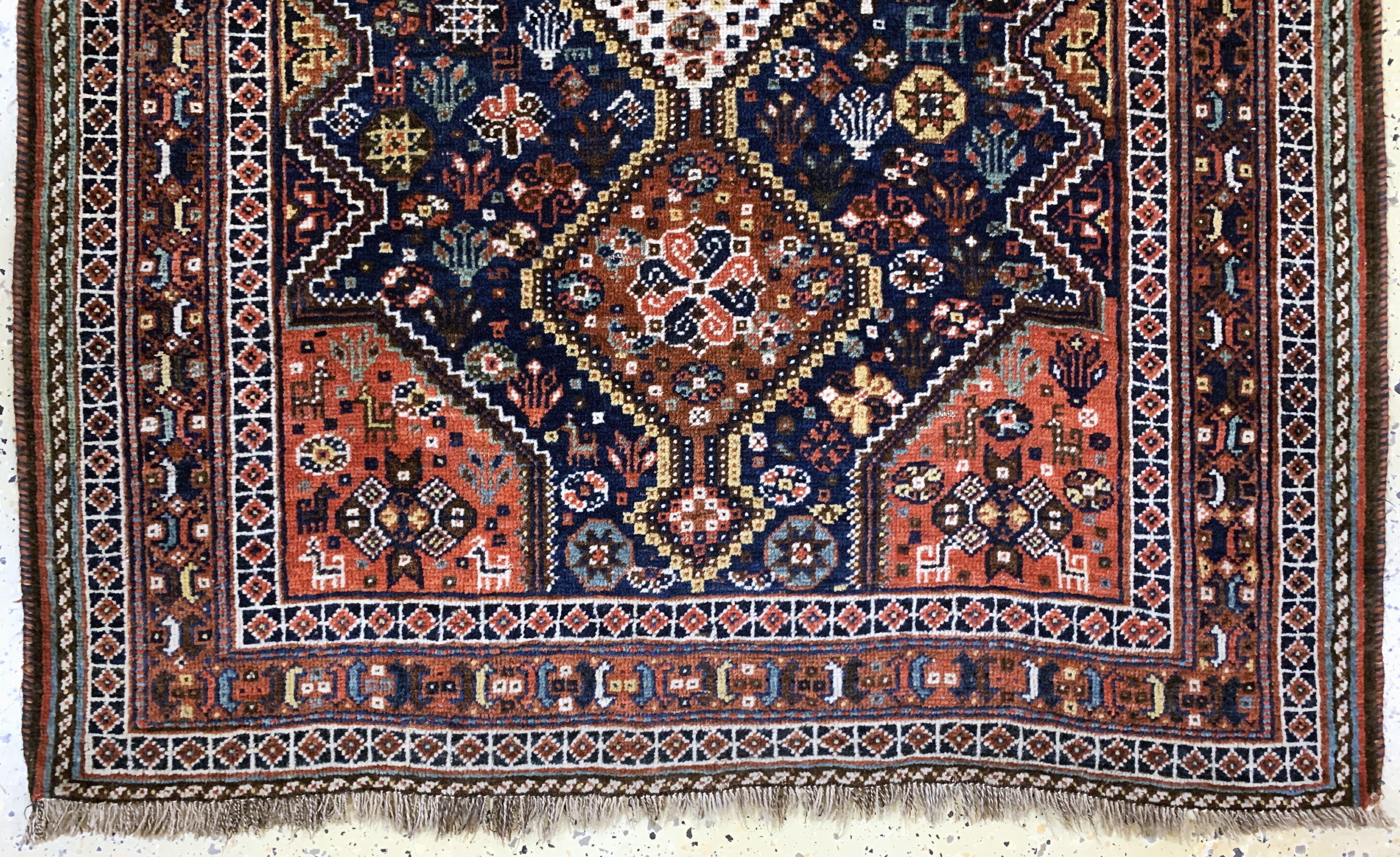 Detail c: Ghaschgai alt, Persien, Anfang 20.Jhd, Wolle auf Wolle, ca. 155 x 122 cm, EHZ: 2-3