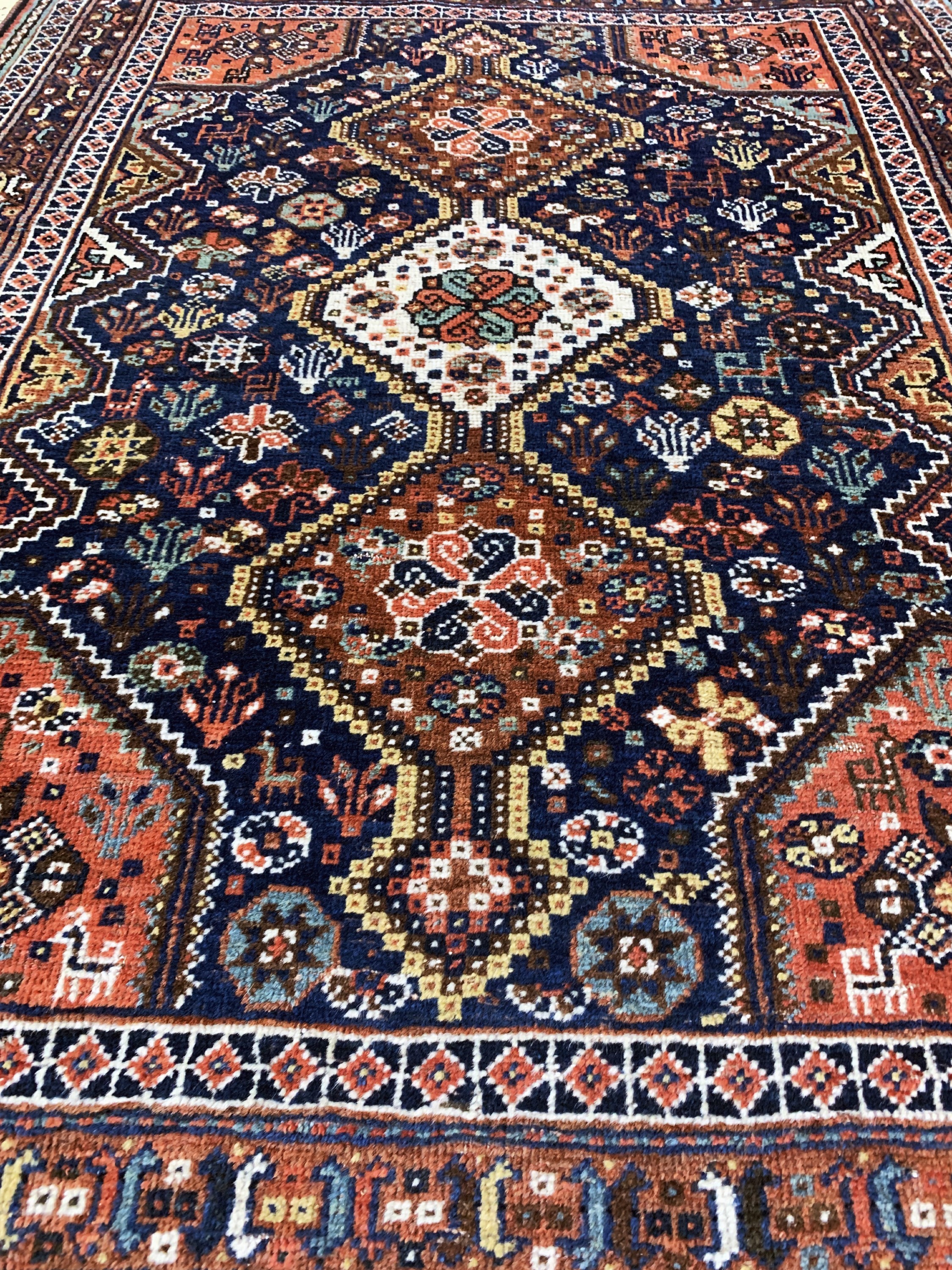 Detail d: Ghaschgai alt, Persien, Anfang 20.Jhd, Wolle auf Wolle, ca. 155 x 122 cm, EHZ: 2-3