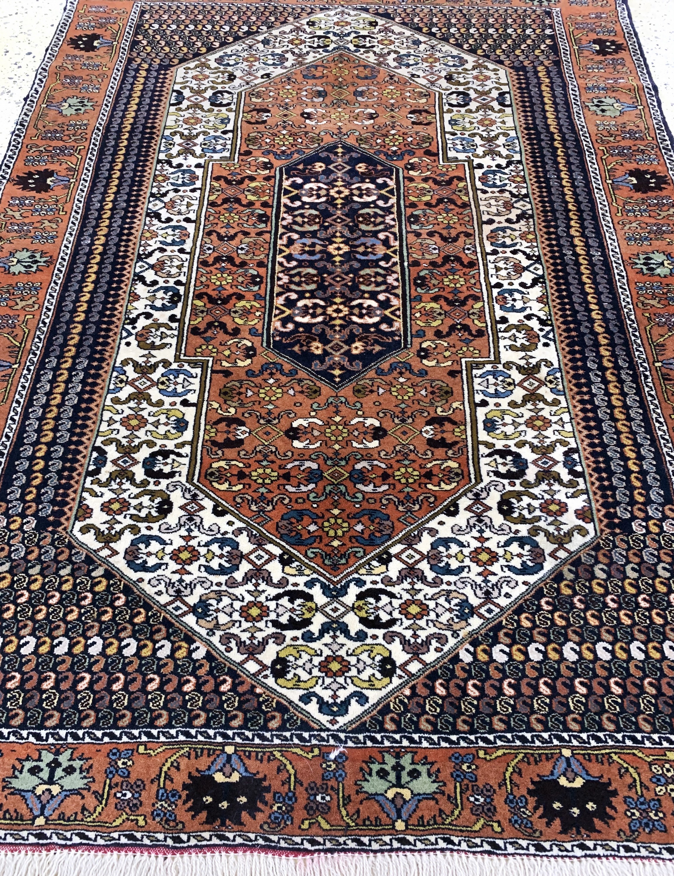 Detail d: Ghochan, Persien, Mitte 20.Jhd, Wolle auf Wolle, ca. 170 x 125 cm, EHZ: 2(fleckig)