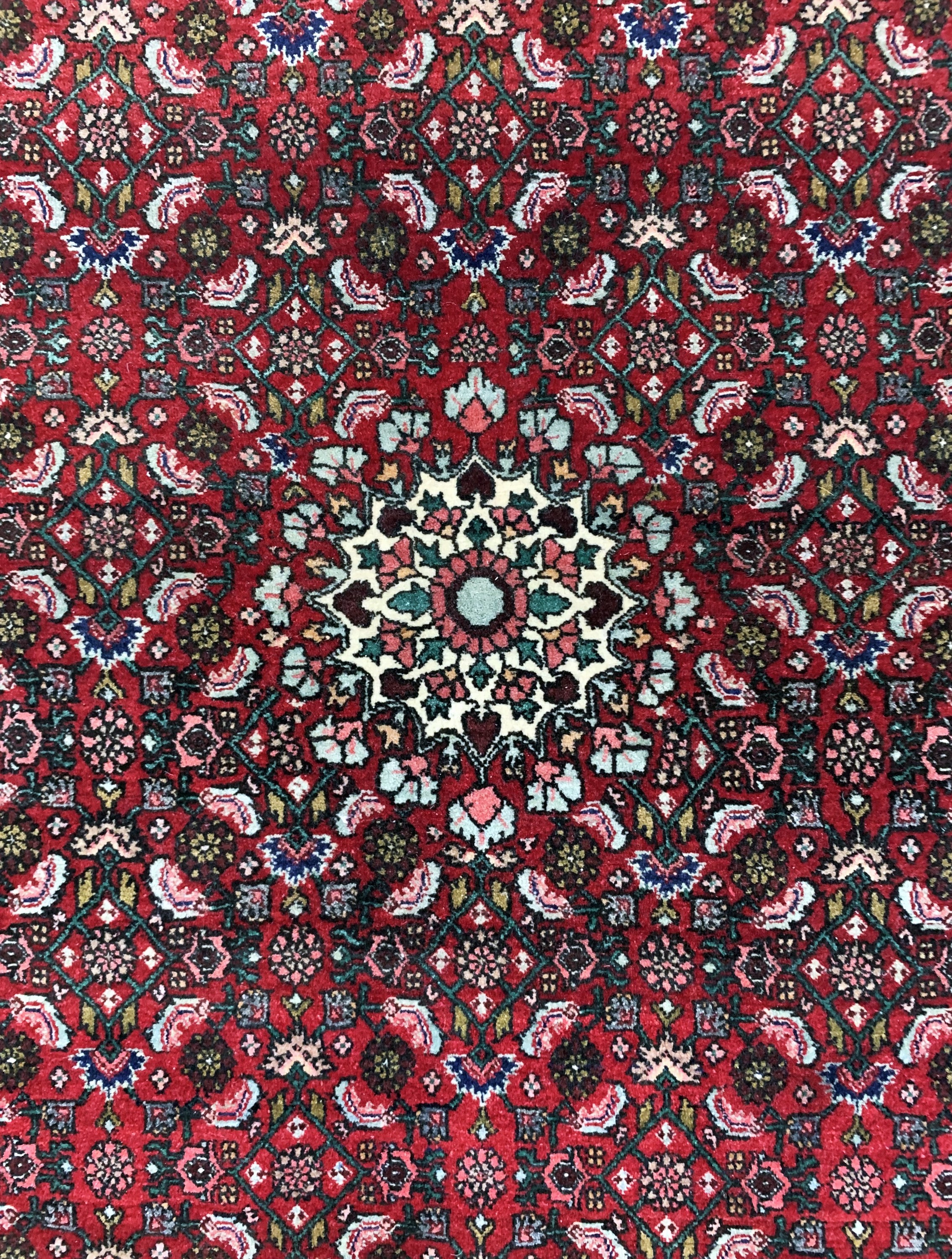 Detail b: Bidjar, Persien, Mitte 20.Jhd, Wolle auf Baumwolle, ca. 167 x 116 cm, EHZ: 2