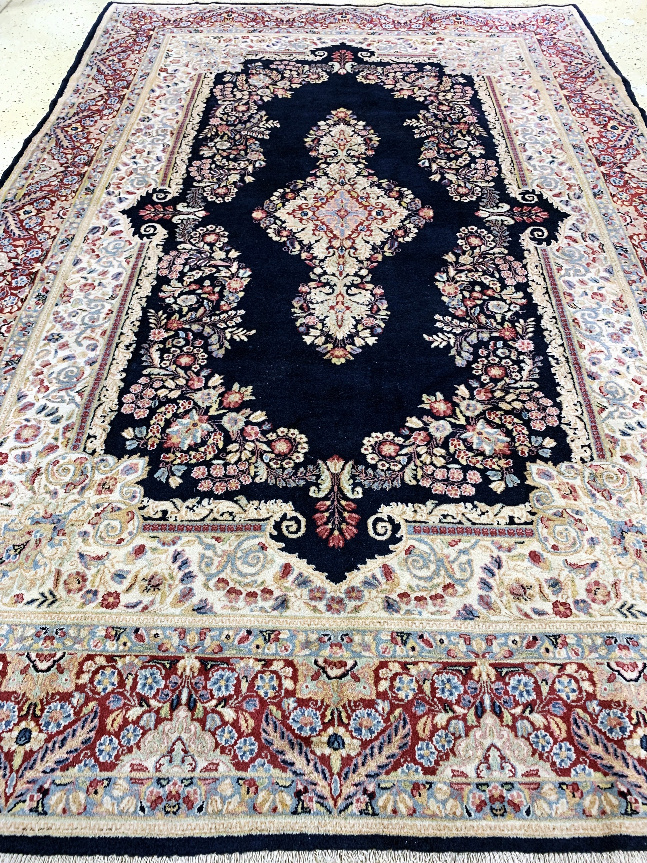Detail f: Kerman fein alt, Persien, Mitte 20.Jhd, Wolle auf Baumwolle, ca. 295 x 195 cm, EHZ: 2