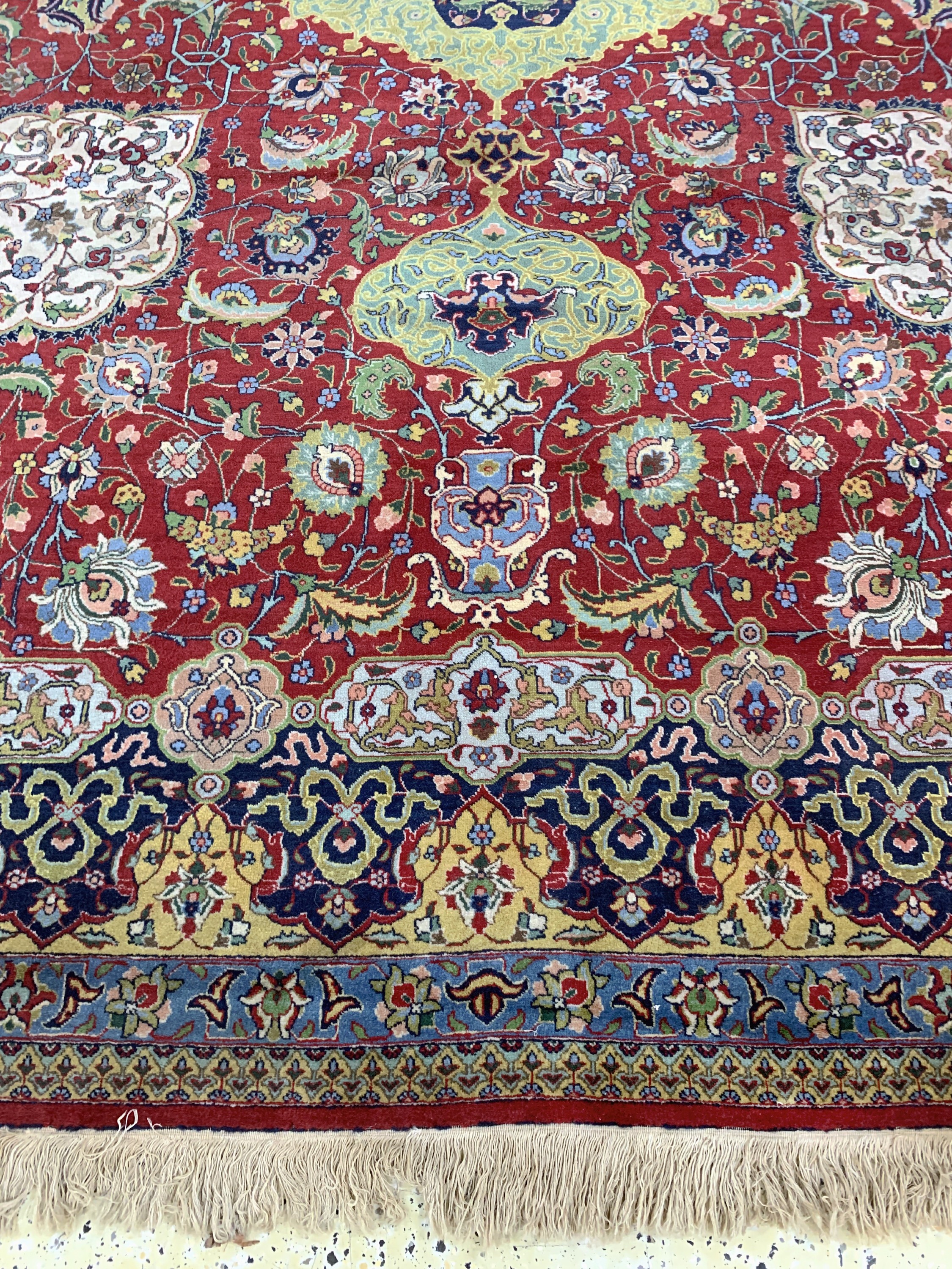 Detail h: Täbriz alt, Persien, Anfang 20.Jhd, Wolle auf Baumwolle, ca. 390 x 298 cm, EHZ: 3