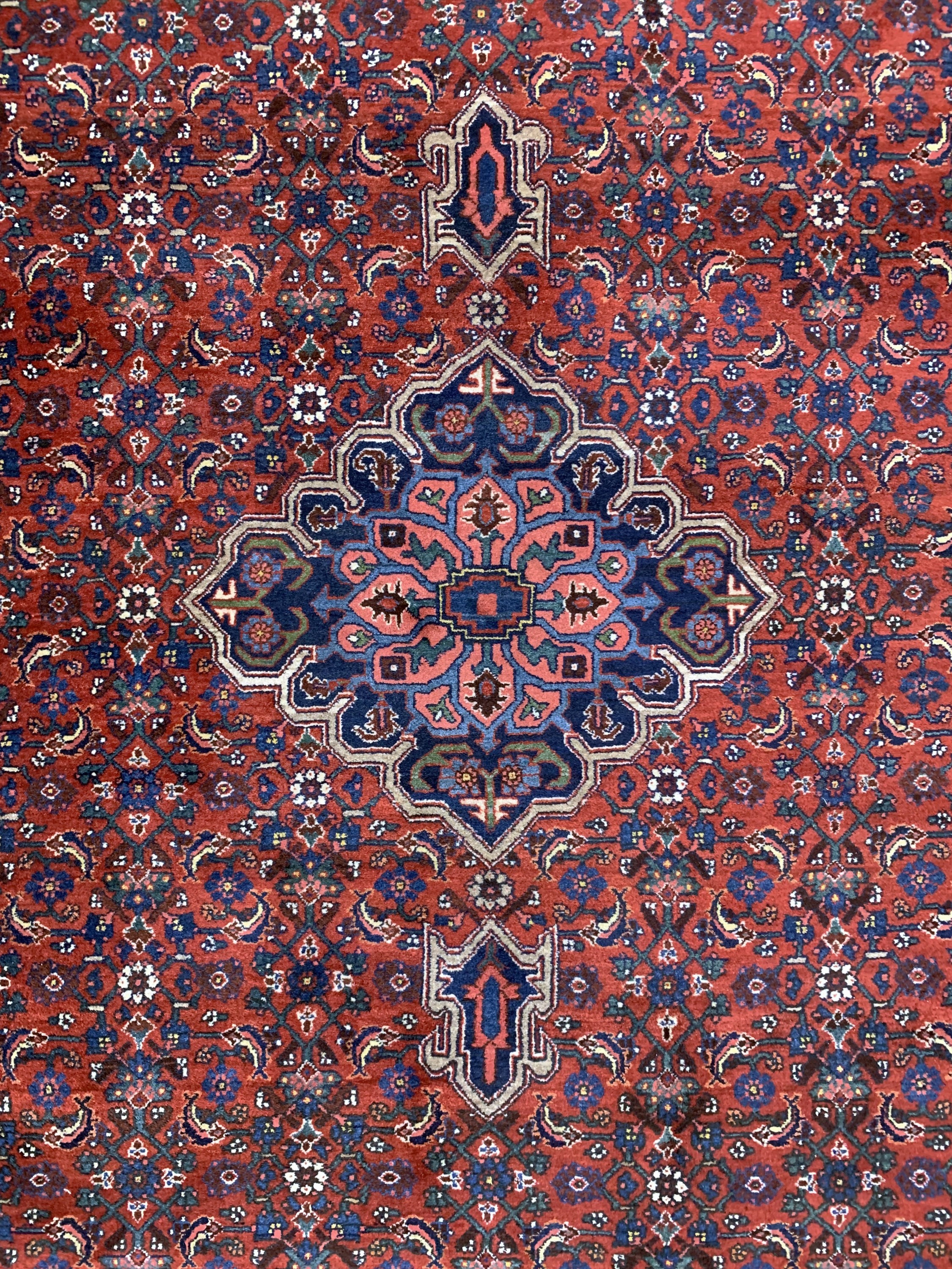 Detail c: Bidjar alt, Persien, Anfang 20.Jhd, Wolle auf Baumwolle, ca. 345 x 262 cm, EHZ: 2