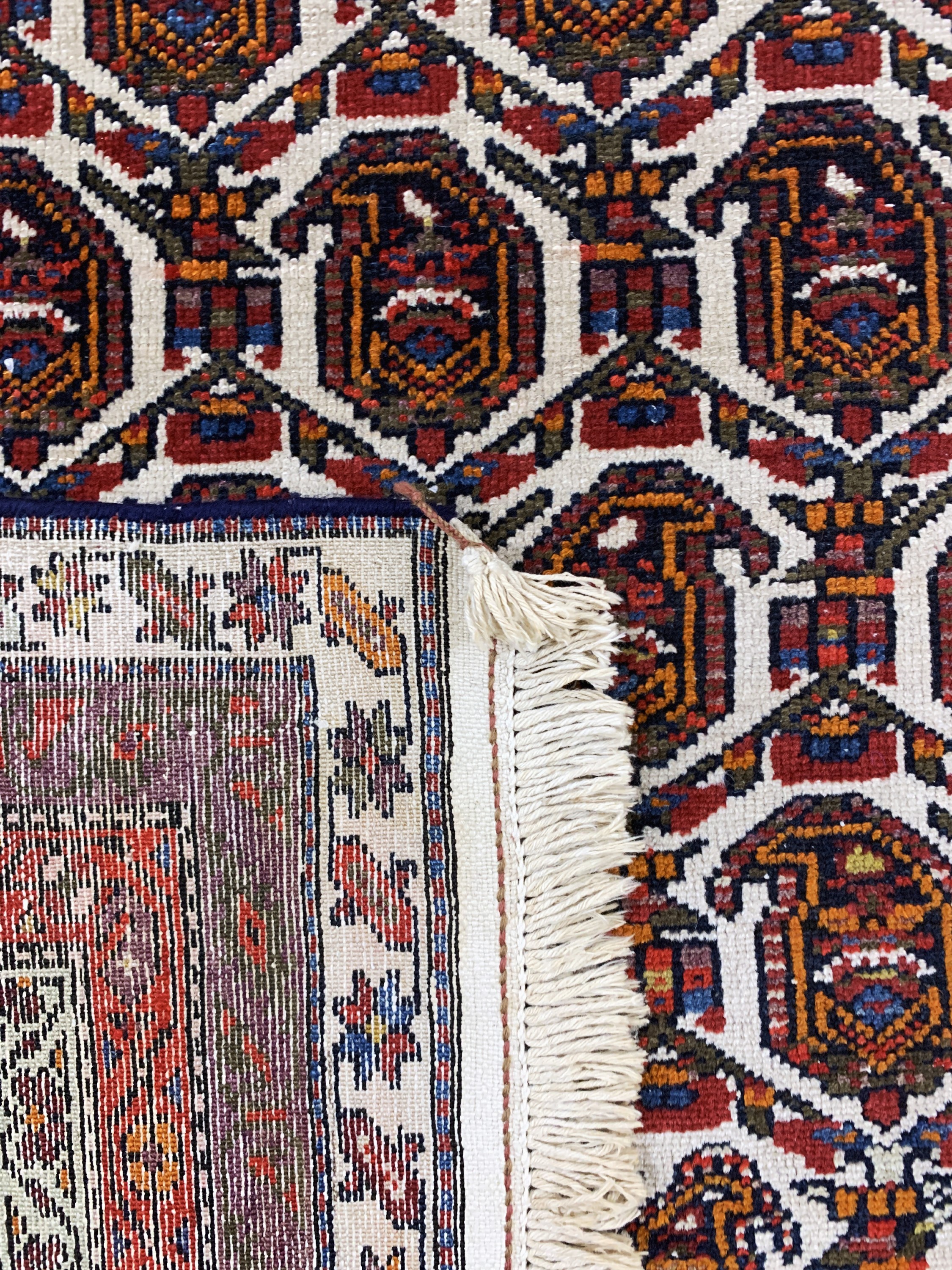 Detail i: Malayer"Kelley", Persien, Anfang 20.Jhd, Wolle auf Baumwolle, ca. 390 x 185 cm, EHZ: 2-3