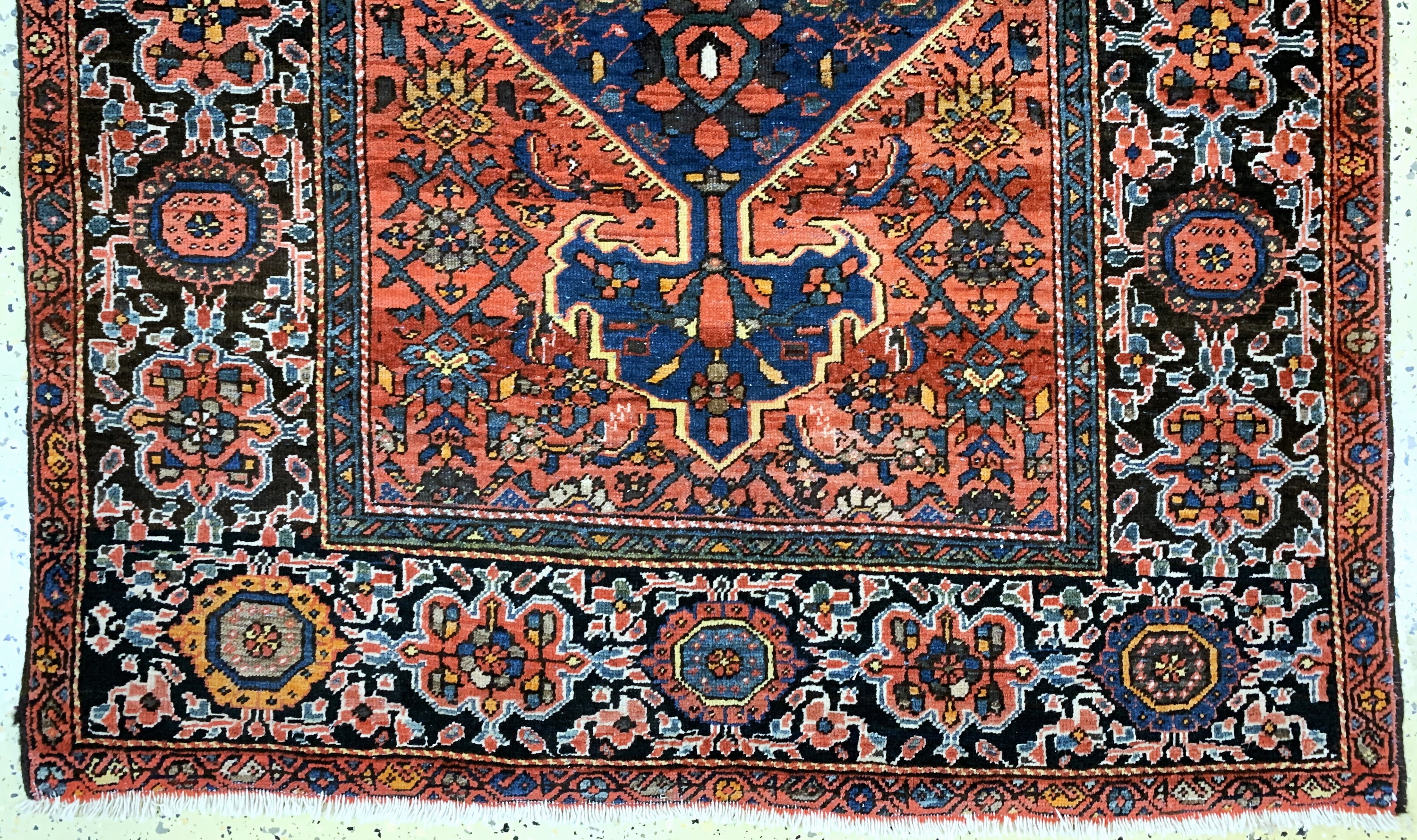 Detail c: Gholtogh alt, Persien, Anfang 20.Jhd, Wolleauf Baumwolle, ca. 167 x 110 cm, EHZ: 3