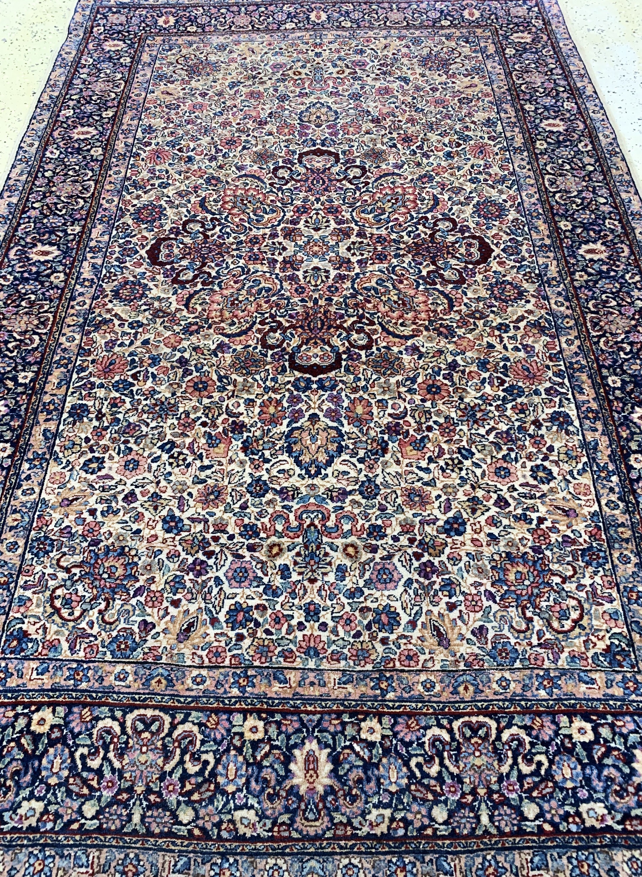 Detail d: Kerman Lawar fein, Persien, Mitte 20.Jhd, Korkwolle auf Baumwolle, ca. 220 x 139 cm, EHZ: 3