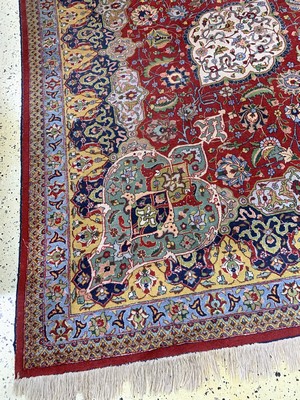 26943854c - Täbriz alt, Persien, Anfang 20.Jhd, Wolle auf Baumwolle, ca. 390 x 298 cm, EHZ: 3