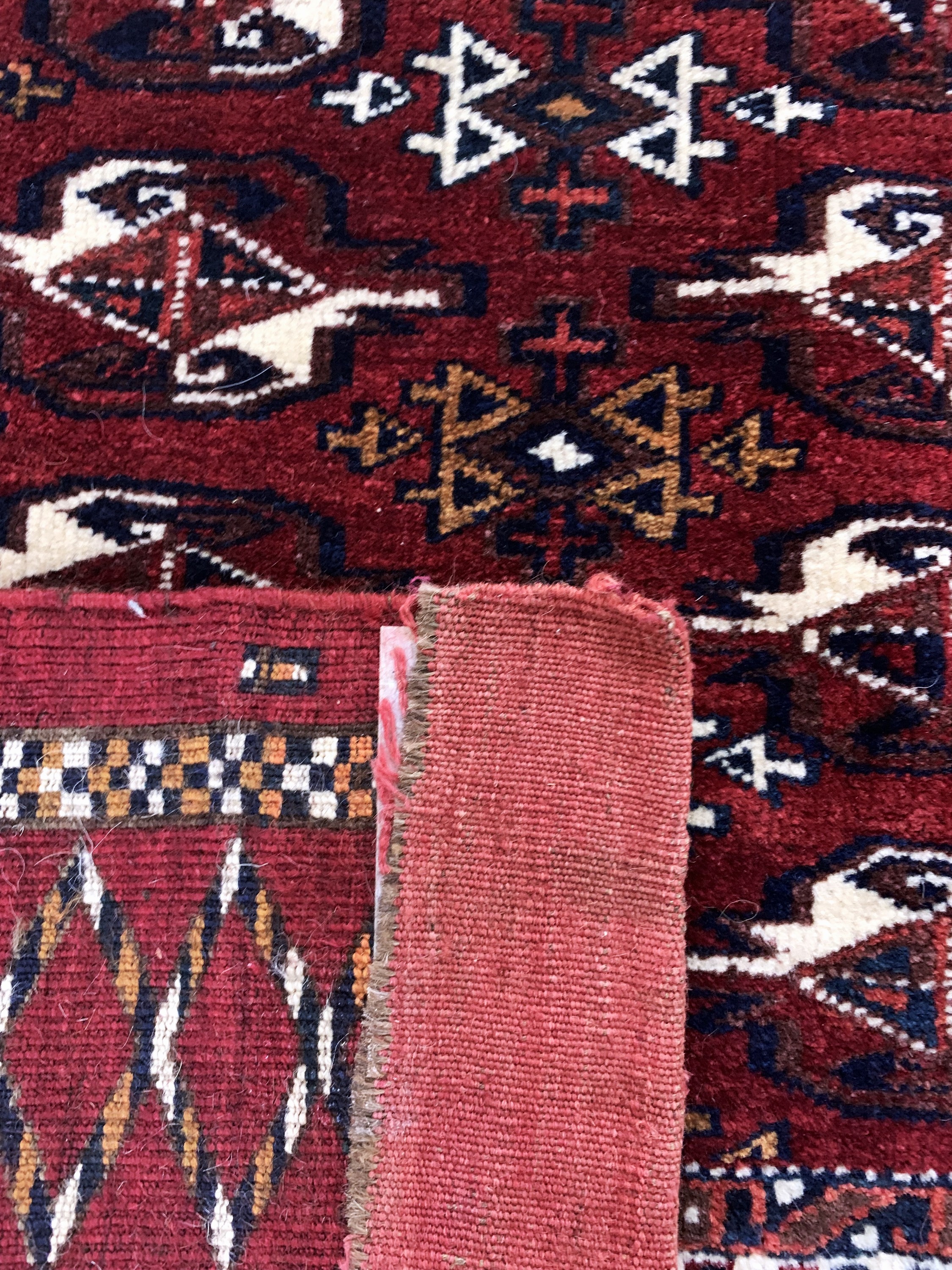 Detail d: Buchara Tschowal, Turkmenistan, Mitte 20.Jhd, Wolle auf Wolle, ca. 113 x 73 cm, EHZ:2
