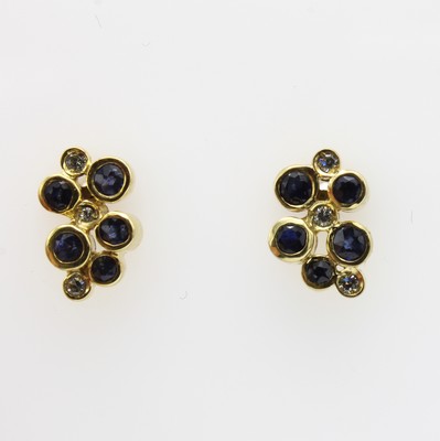 Image Paar Ohrstecker mit Saphiren und Brillanten, GG 585/000, 10 Saphire zus. ca. 1.70 ct, 6 ...