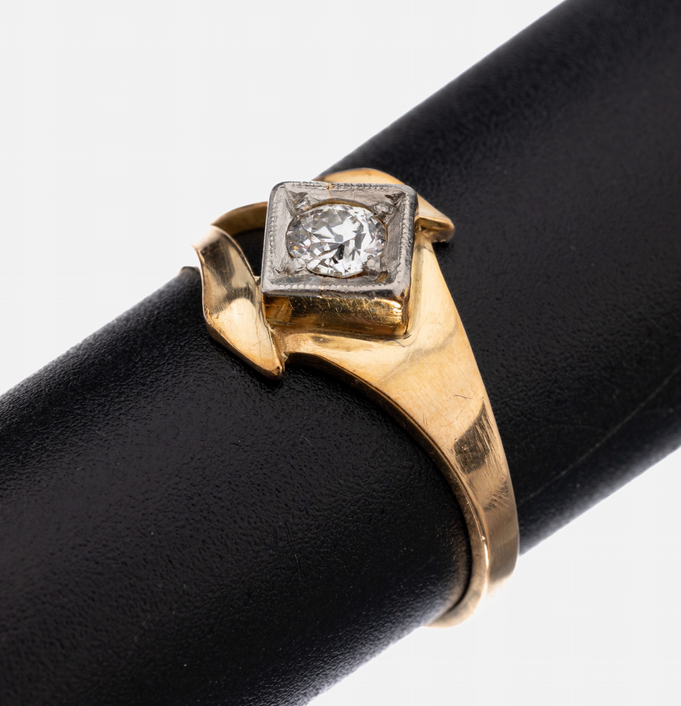 14 kt Gold Diamant-Ring, GG 585/000, Altschliffdiamant ca. 0.20 ct Weiß/p, RW 55, ca. 2.9 g