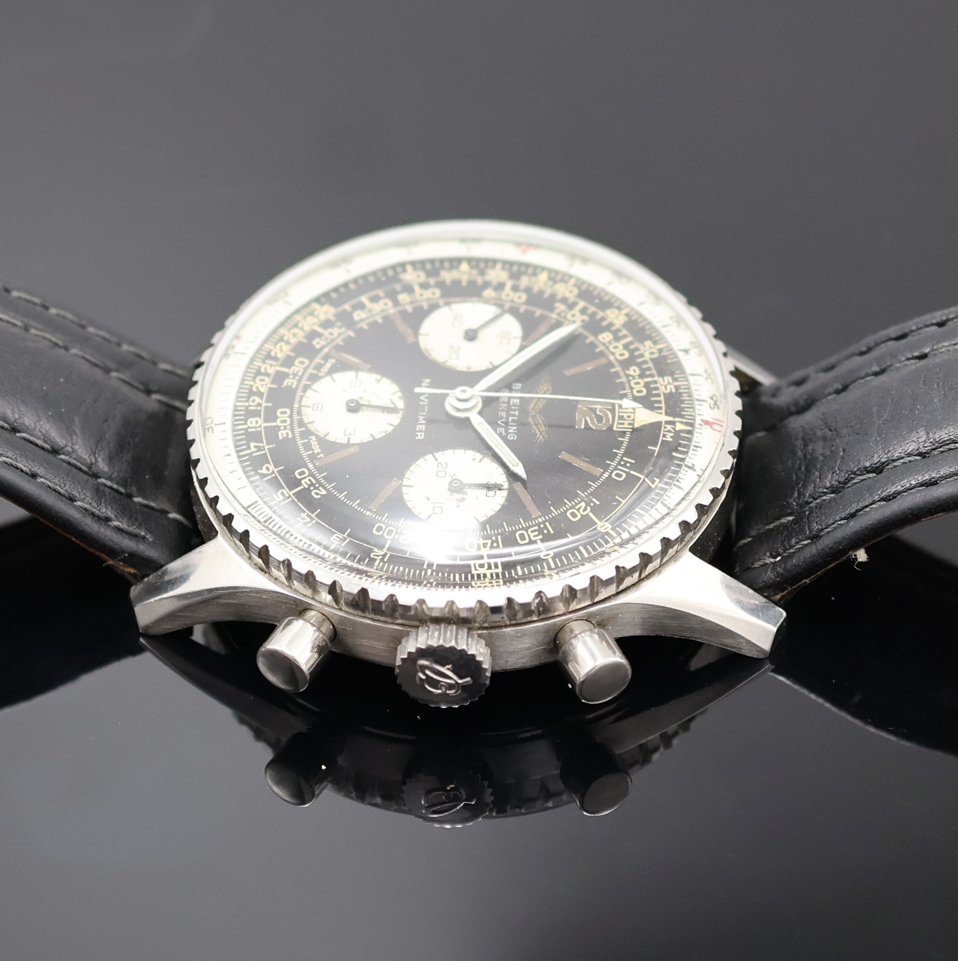 Detail c: BREITLING Schaltradchronograph Navitimer für die Irakische Luftwaffe, Schweiz um 1965, Handaufzug, 3-tlg. Edelstahlgeh., aufgedr. Boden m. ...