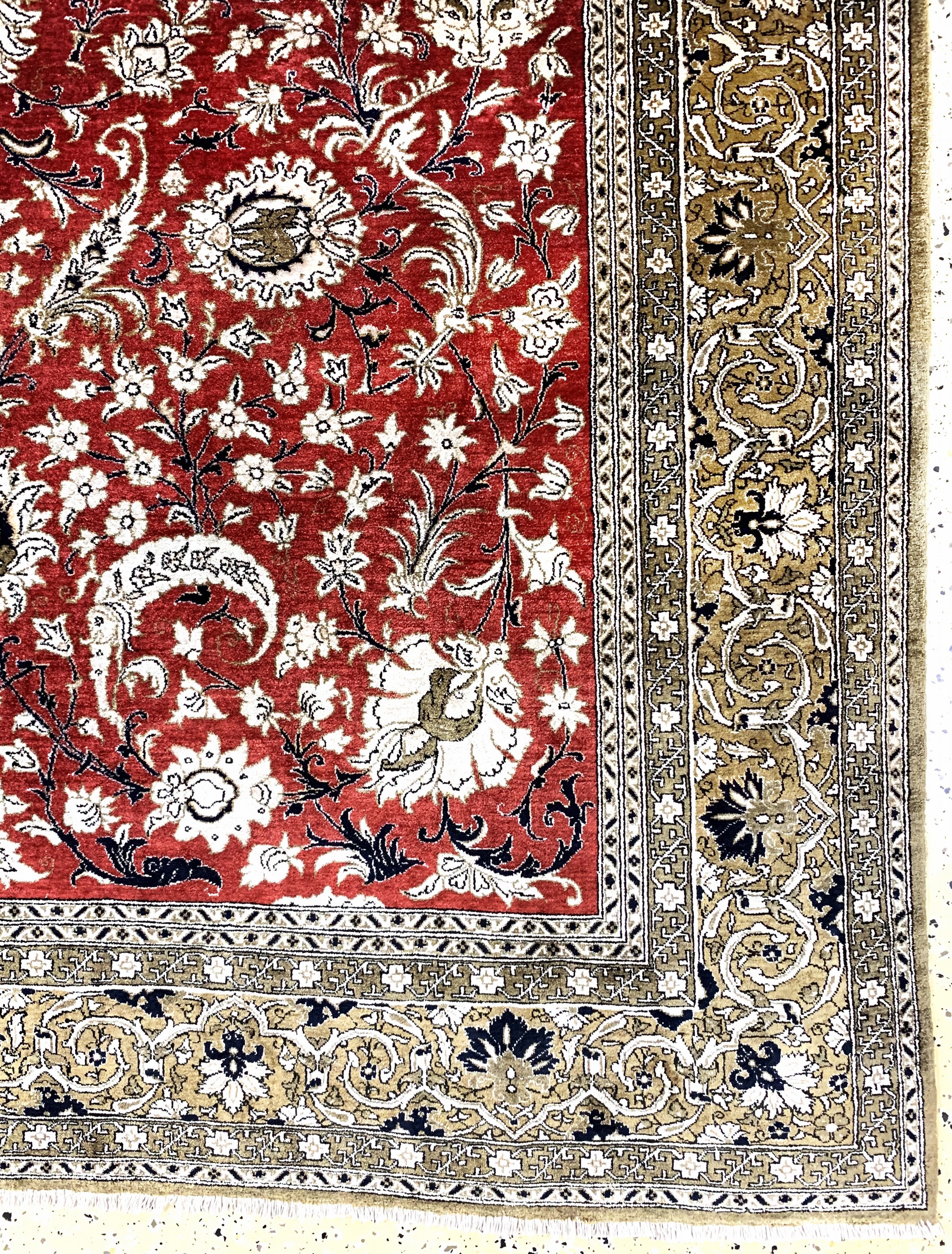 Detail a: Ghom Seide, Persien, Mitte 20.Jhd, reine Naturseide, ca. 260 x 170 cm, EHZ: 2