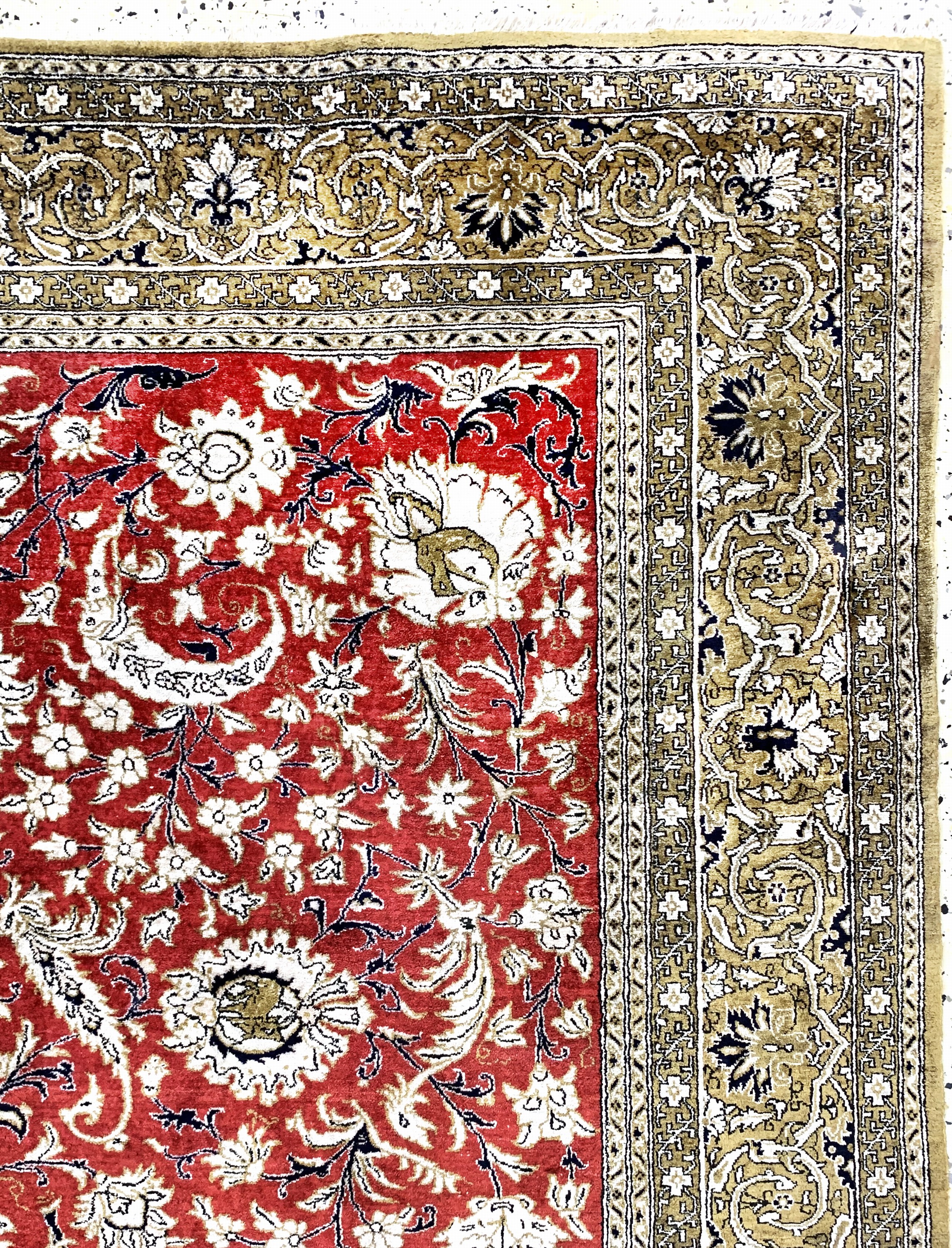 Detail e: Ghom Seide, Persien, Mitte 20.Jhd, reine Naturseide, ca. 260 x 170 cm, EHZ: 2