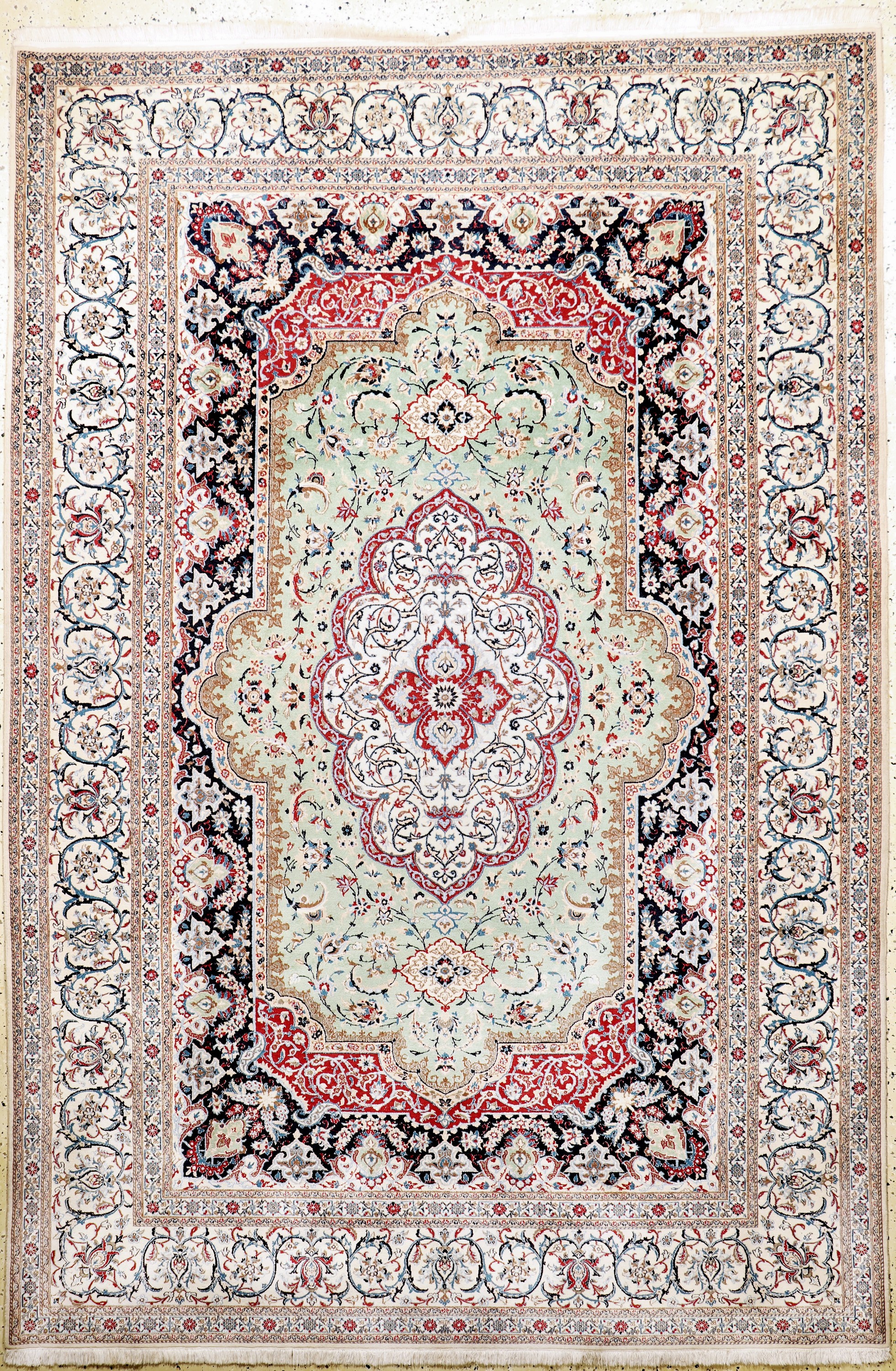 Nain fein(6 La), Persien, Ende 20.Jhd, Korkwolle mit Seide, ca. 300 x 204 cm, ca. 1,0Mio. Kn/qm, Reinigungsbedürftig, EHZ: 2