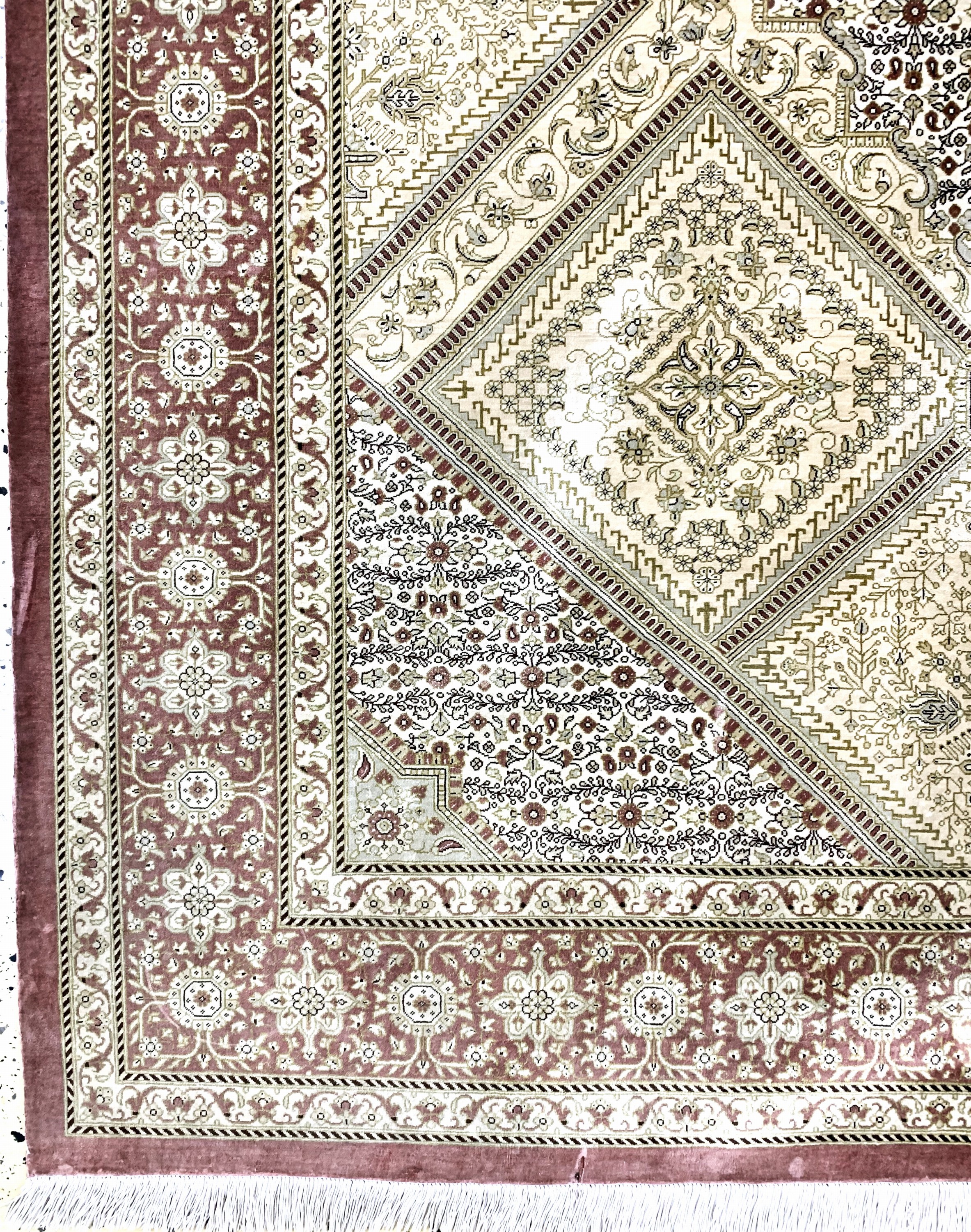 Detail b: Ghom Seide fein Persien, signiert"Salehi", Ende 20.Jhd, reine Naturseide, ca. 200 x 136 cm, ca. 1,0 Mio. Kn/qm, EHZ: 1-2