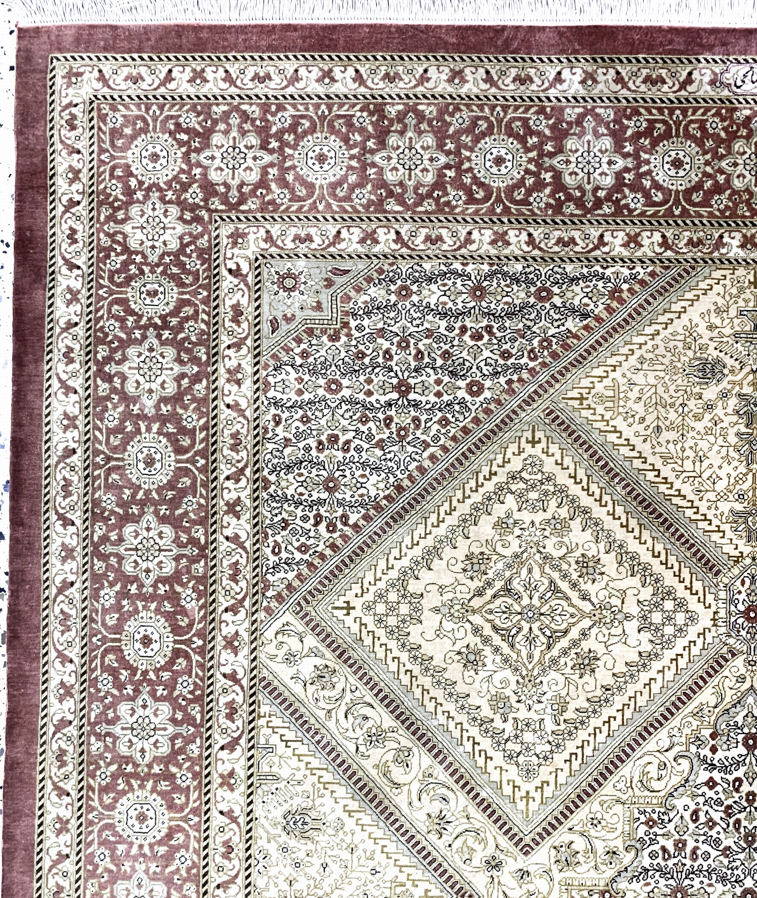 Detail d: Ghom Seide fein Persien, signiert"Salehi", Ende 20.Jhd, reine Naturseide, ca. 200 x 136 cm, ca. 1,0 Mio. Kn/qm, EHZ: 1-2