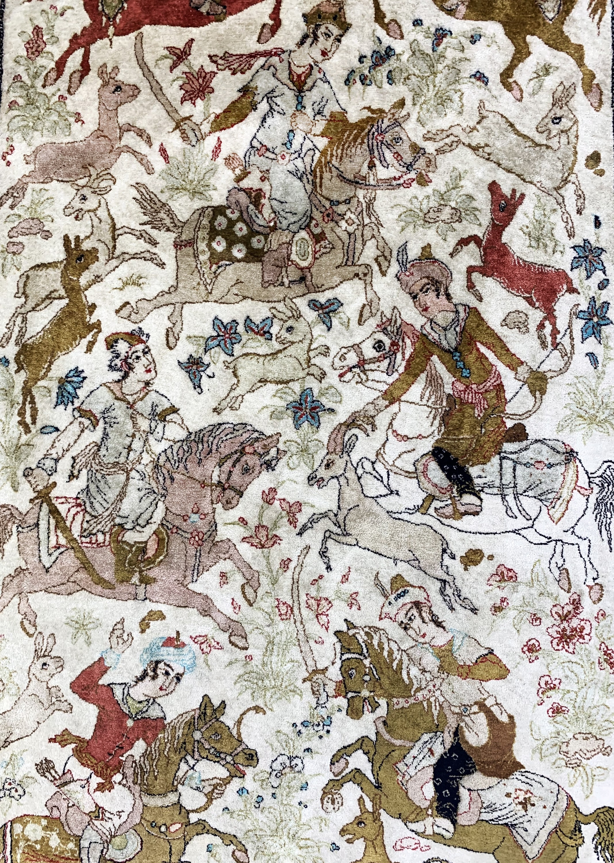 Detail d: Ghom Seide, Persien, Mitte 20.Jhd, reine Naturseide, ca. 215 x 137 cm, verfärbt, EHZ: 2