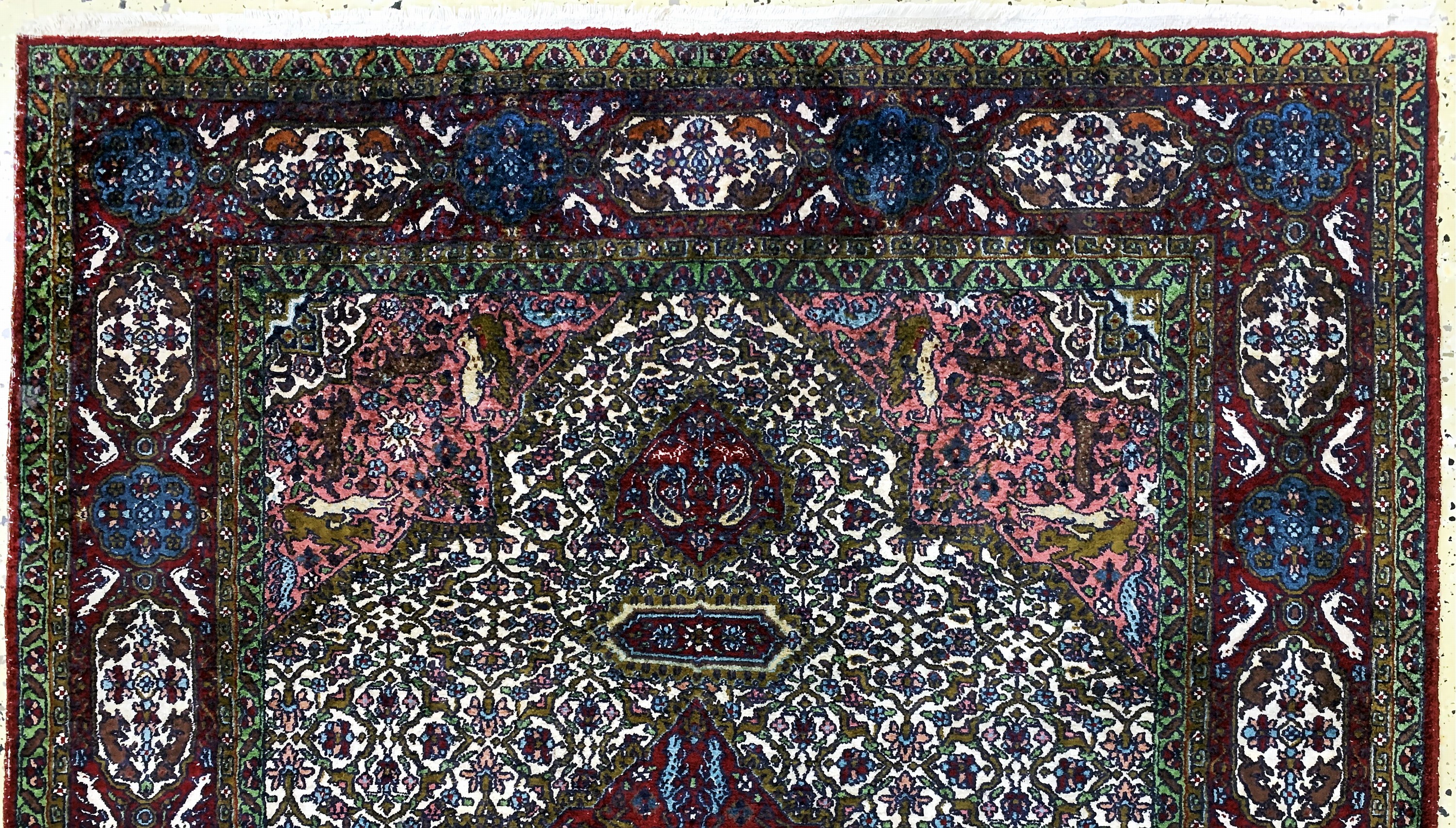 Detail a: Lahor Seide fein, Pakistan, Mitte 20.Jhd, Seide auf Baumwolle, ca. 187 x 125 cm, EHZ: 2