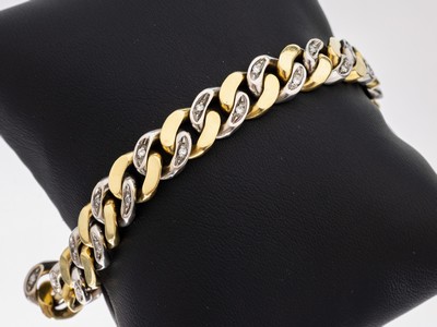 Image 18 kt Gold Diamant-Flachpanzerarmband, GG/WG 750/000, 32 8/8-Diamanten zus. ca. 0.32 ct ...