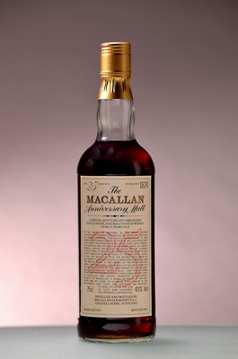 Image 26945815 - 1 Fl. 1957 Macallan Anniversary Malt, 25 Years Old, Single Highland Malt Scotch Whisky, ...
