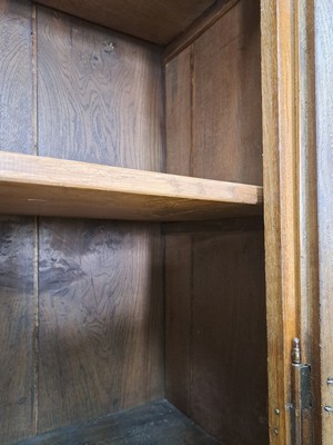 26945860l - Stollenschrank, deutsch, dat. 1781, Eiche aufwendig geschnitzt, Rautenmotive, Akanthus ...