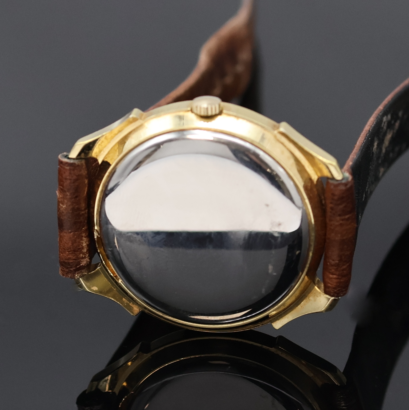 Detail c: GUB Glashütte SA Herrenarmbanduhr, Deutschland um 1990, Automatik, verg. Geh., guill. Lünette, Stahlboden aufgedr., emailfarb. Zifferbl. m. arab. ...