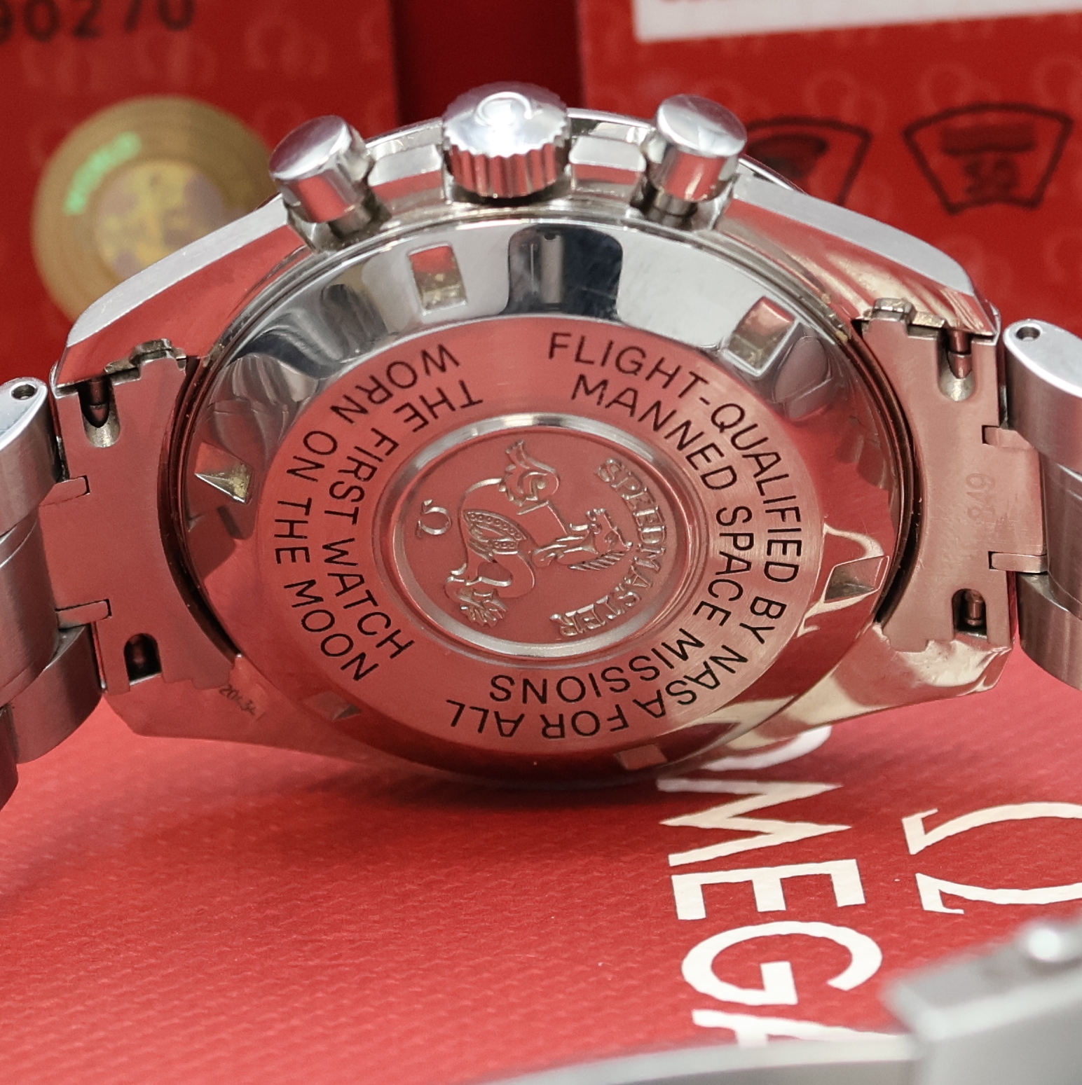 Detail d: OMEGA Speedmaster Professional Moonwatch Armbandchronograph in Stahl Referenz 3570.50.00, Schweiz verk. lt. beil. Pap. 07/2008, Handaufzug, verschr. ...